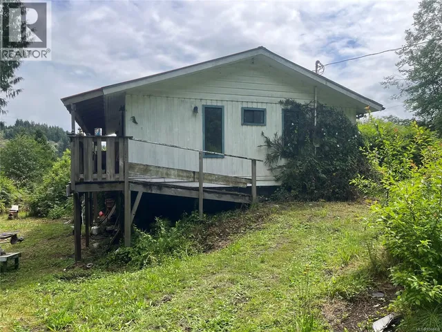 E-575 QUATSINO ROAD, Quatsino 3