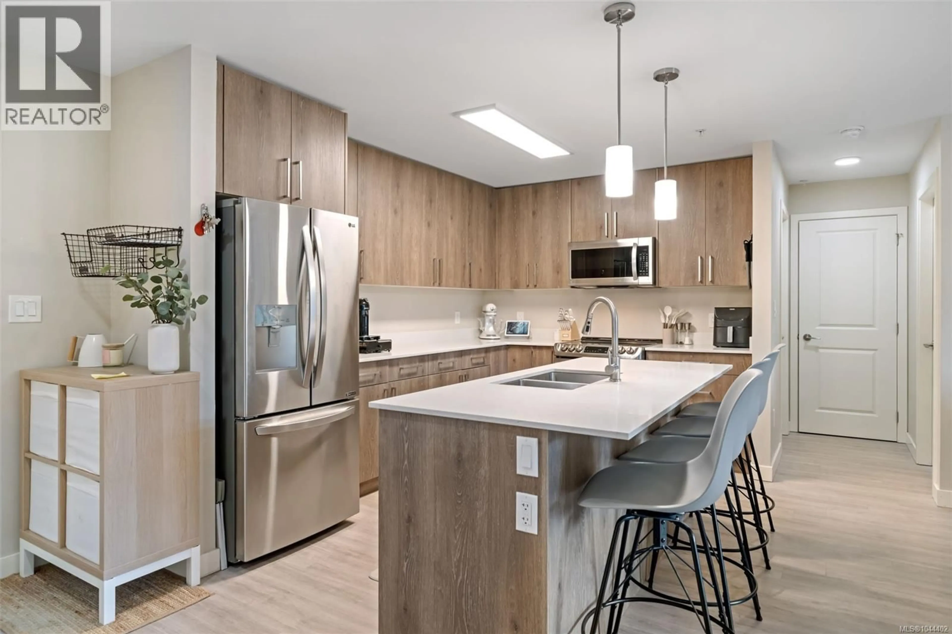 Unknown for 311 - 110 PRESLEY PLACE, View Royal British Columbia V9B0Z1