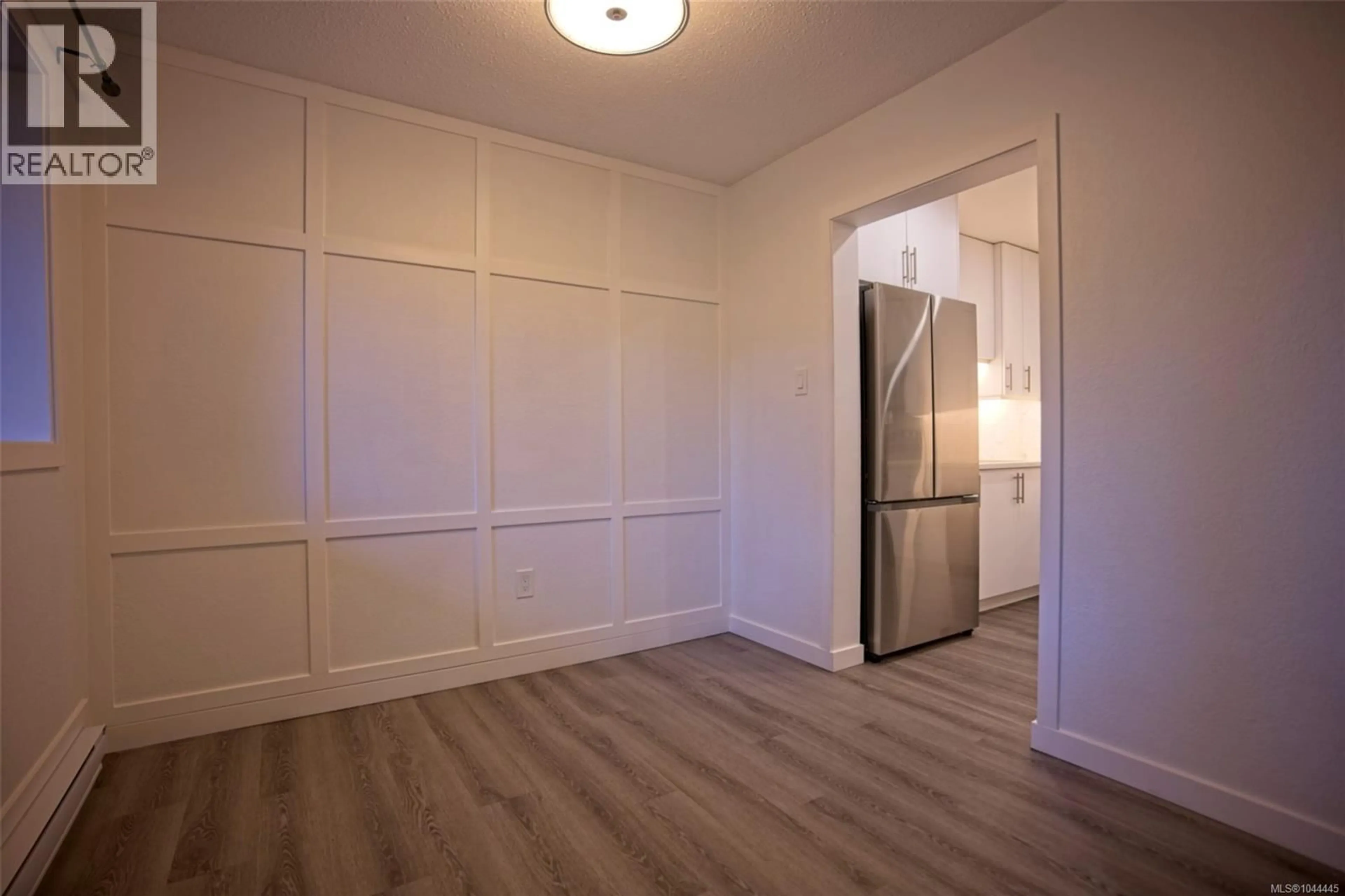 A pic of a room for 205 - 75 GORGE ROAD WEST, Saanich British Columbia V9A7A9