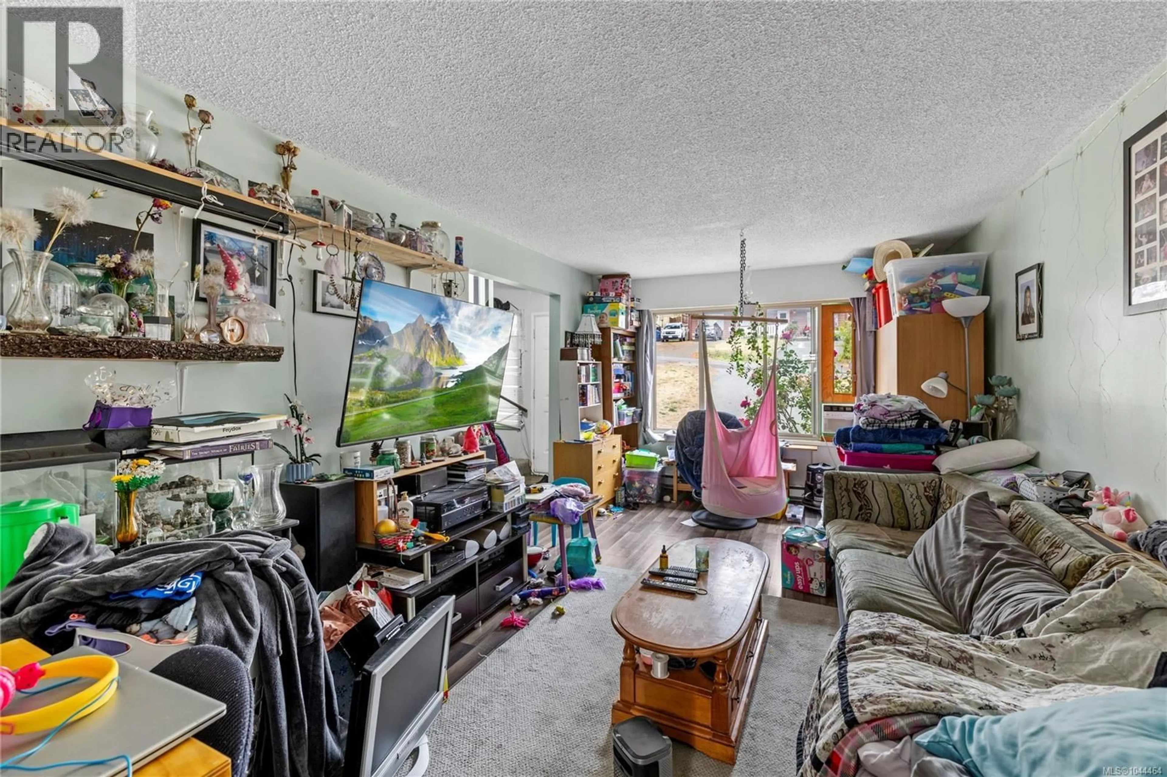 A pic of a room for 824 HOLLY HILL ROAD, Nanaimo British Columbia V9R5T1