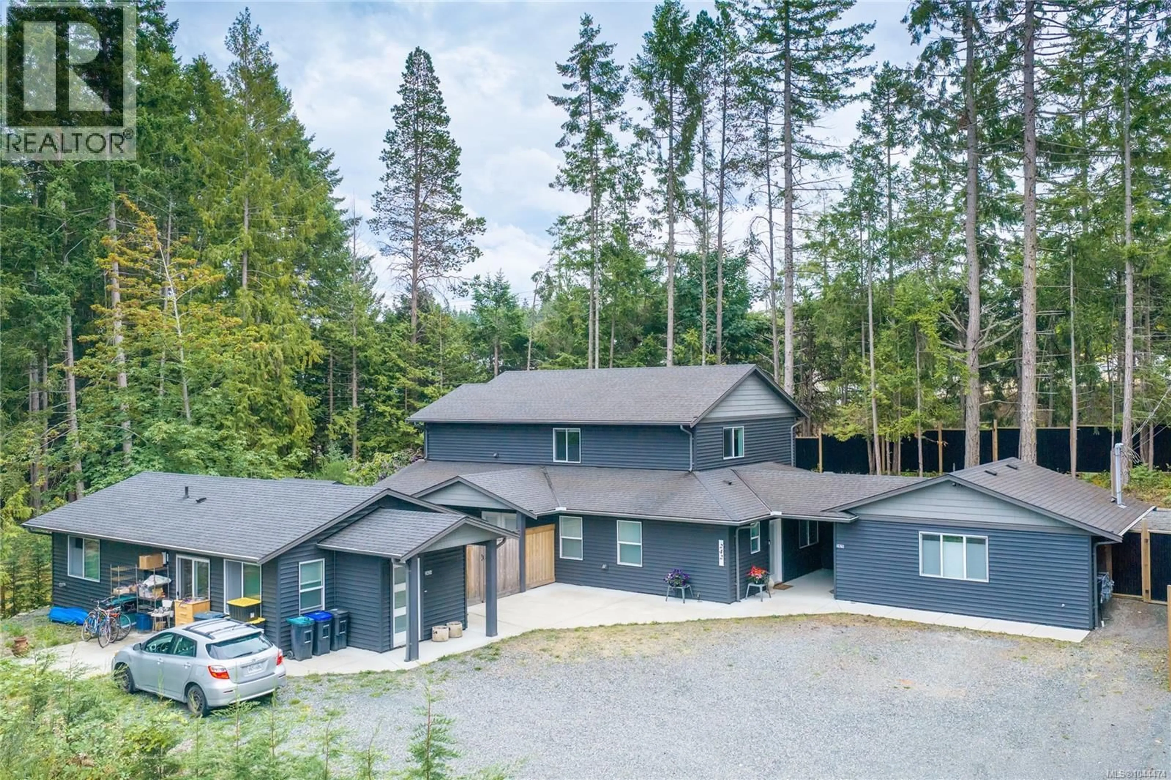A pic from outside/outdoor area/front of a property/back of a property/a pic from drone, unknown for 242 SUNNINGDALE ROAD EAST, Qualicum Beach British Columbia V9K1L3