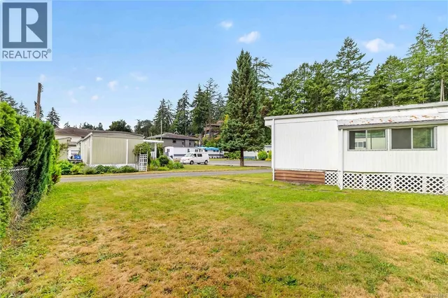 16 - 2607 SELWYN ROAD, Langford 5