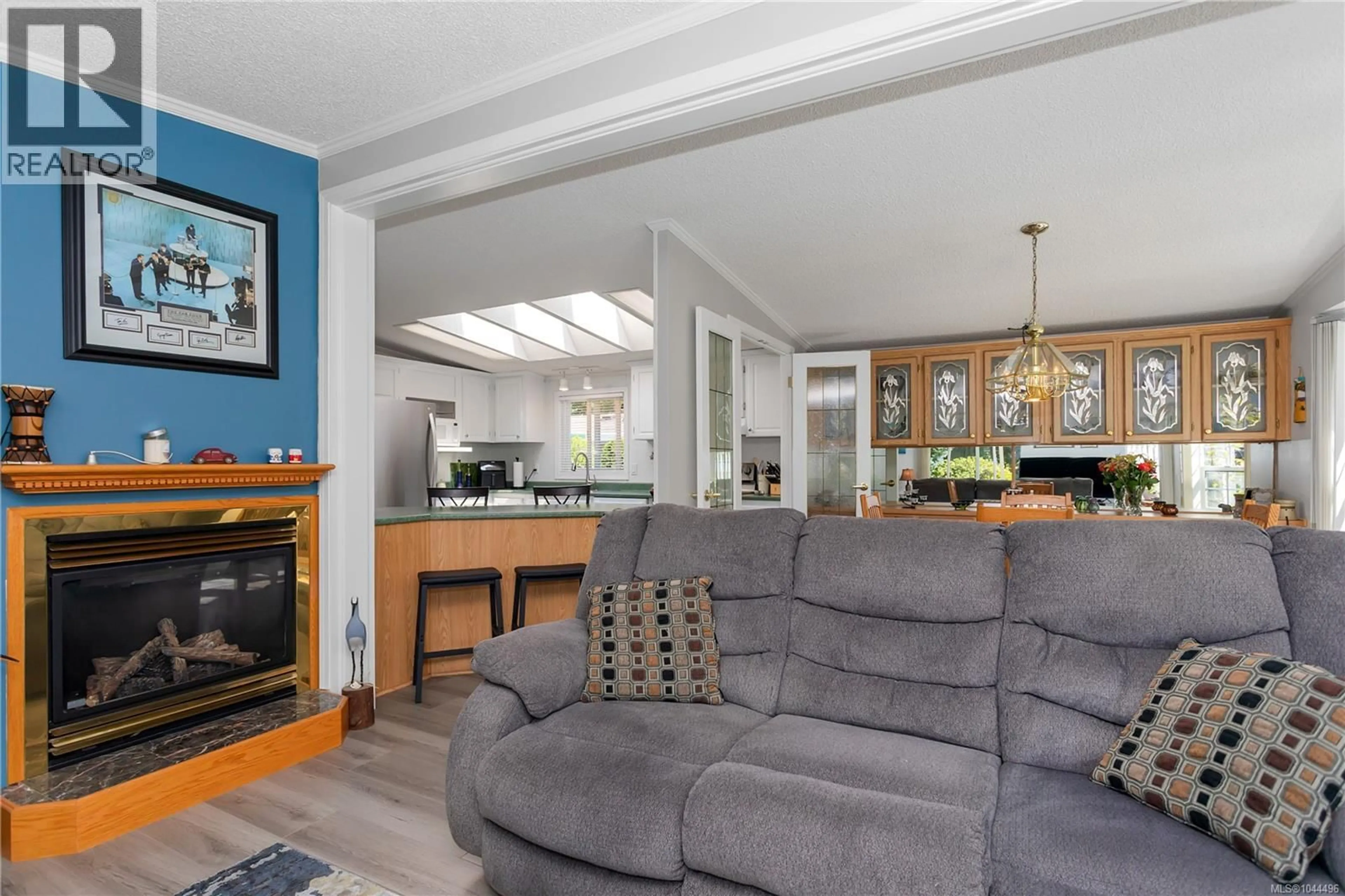 Living room with furniture, unknown for 3804 KING ARTHUR DRIVE, Nanaimo British Columbia V9T6B9