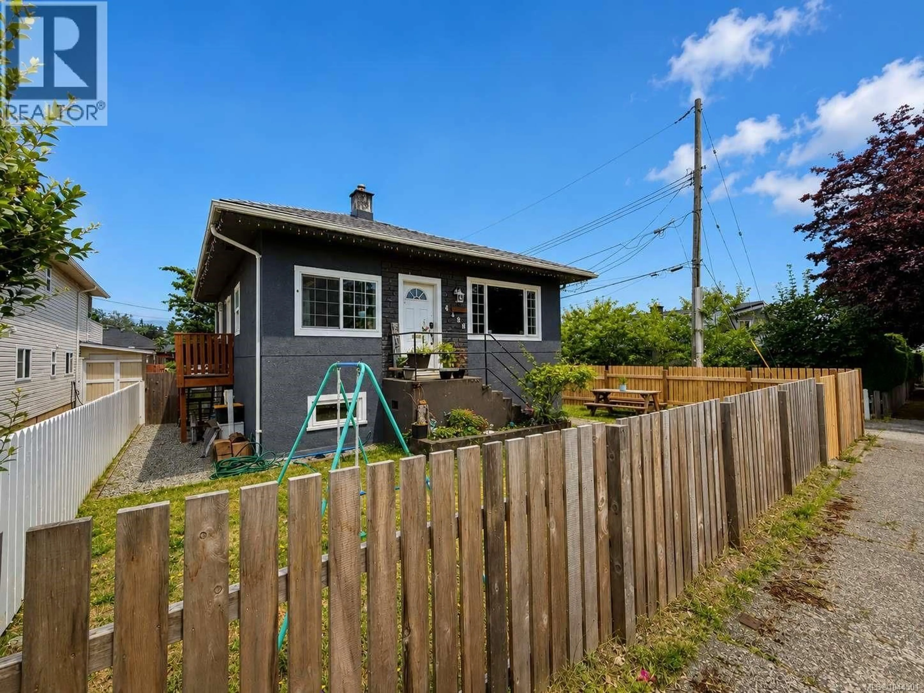 A pic from outside/outdoor area/front of a property/back of a property/a pic from drone, street for 4338 BUTE STREET, Port Alberni British Columbia V9Y3N4