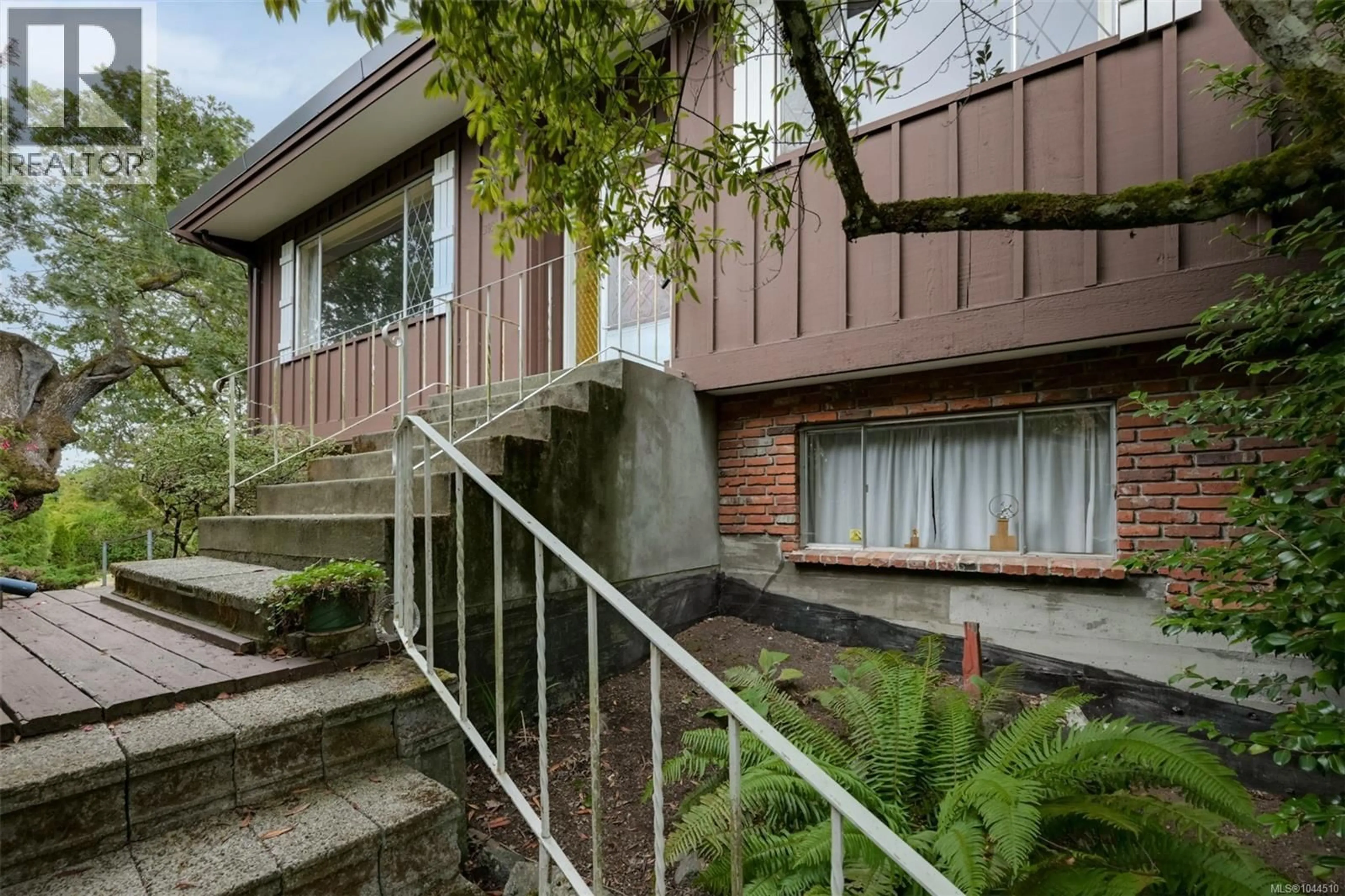 Unknown for 3938 SHORNCLIFFE ROAD, Saanich British Columbia V8P2T6