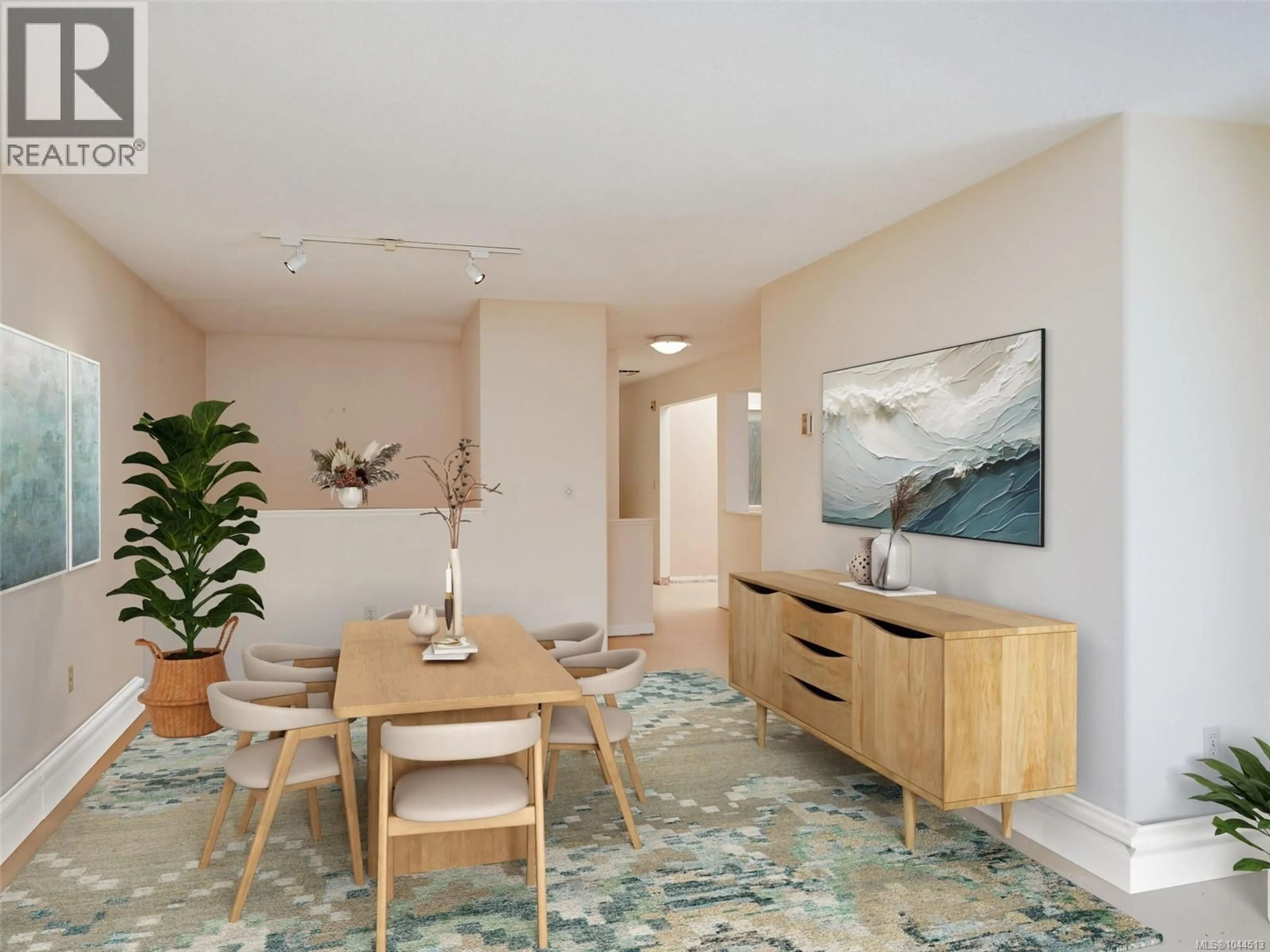 Living room with furniture, unknown for 5 - 930 JOSEPHINE ROAD, Central Saanich British Columbia V8M1B3