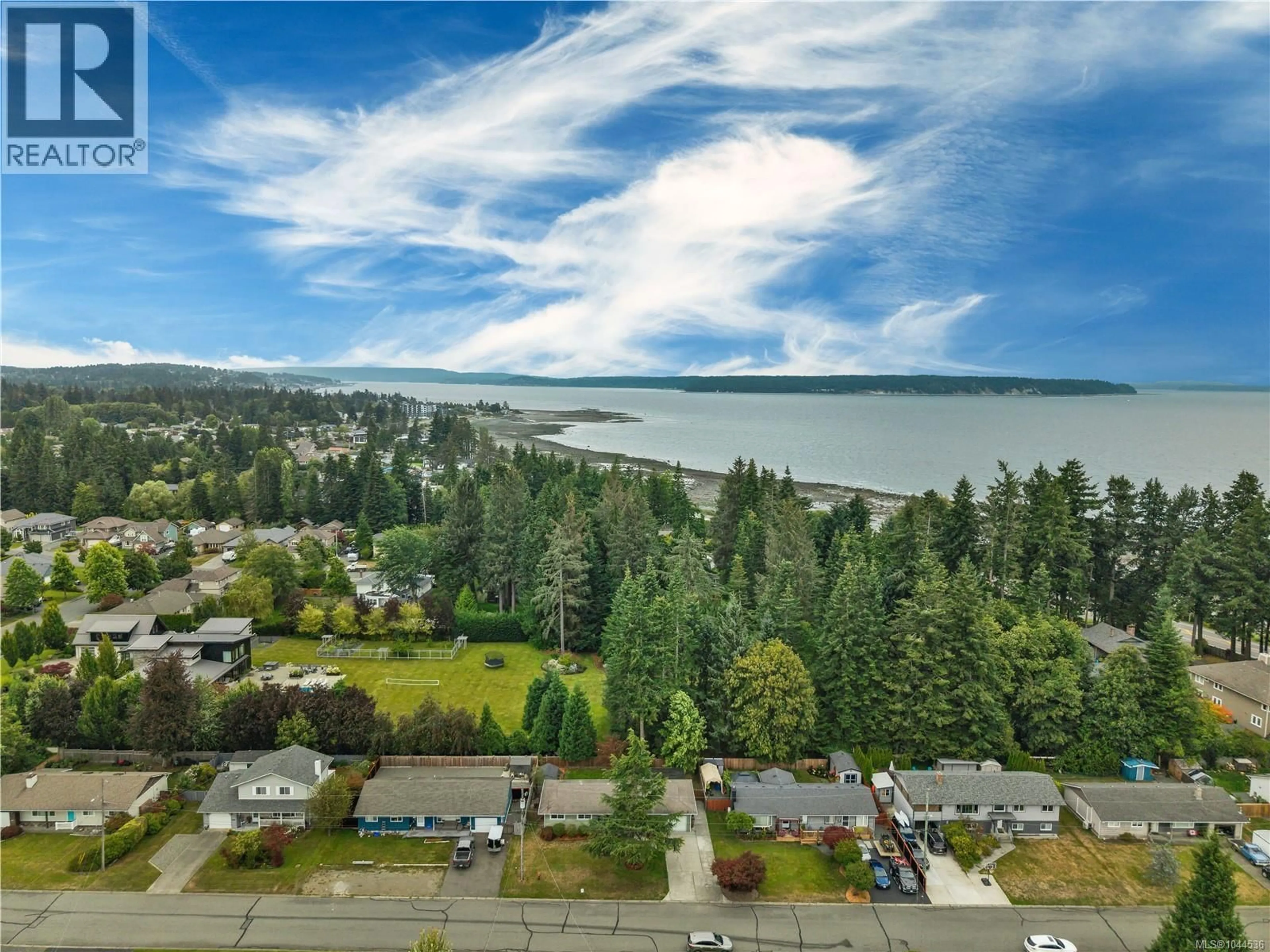 A pic from outside/outdoor area/front of a property/back of a property/a pic from drone, water/lake/river/ocean view for 66 OREGON ROAD, Campbell River British Columbia V9W5T1