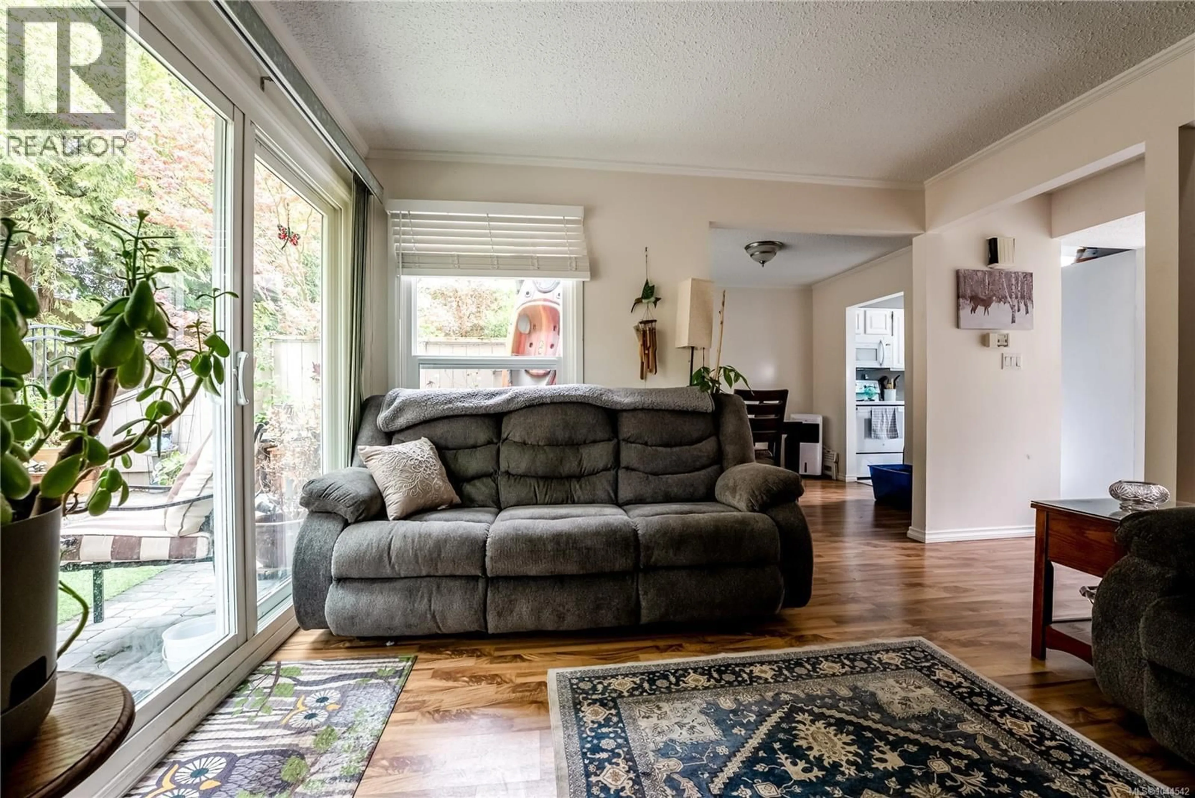 Living room with furniture, unknown for 14 - 1184 CLARKE ROAD, Central Saanich British Columbia V8M1K3