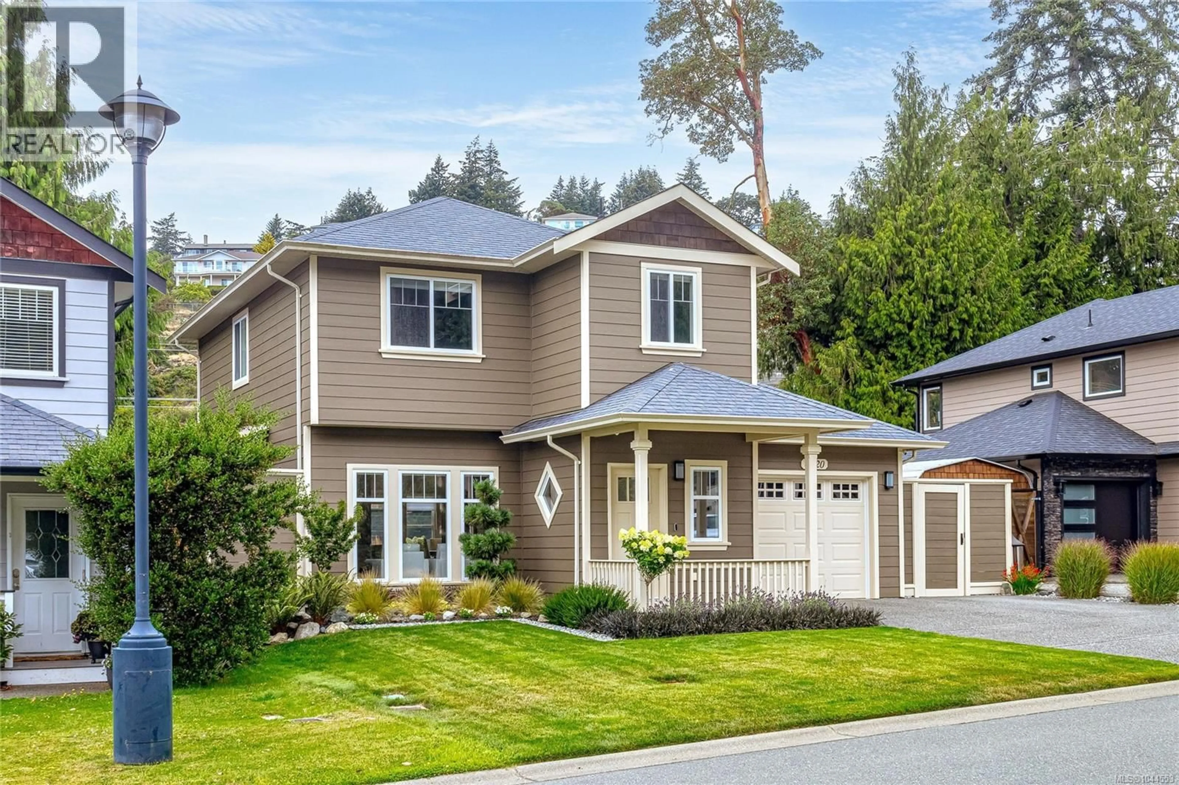 Home with vinyl exterior material, street for 3420 PATTISON WAY, Colwood British Columbia V9C4K9