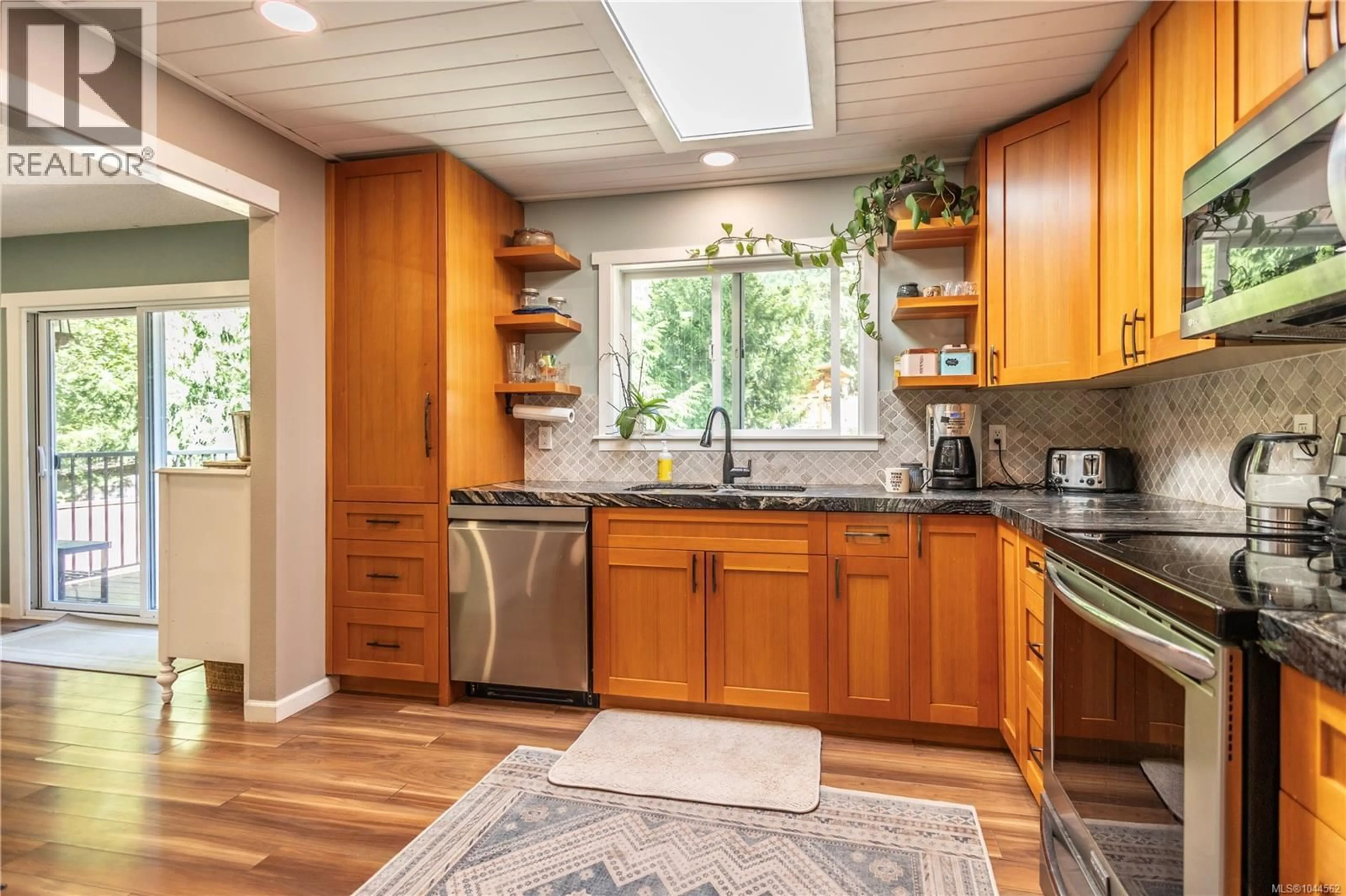 Open concept kitchen, unknown for 1841 RADWAY ROAD, Shawnigan Lake British Columbia V0R2W2
