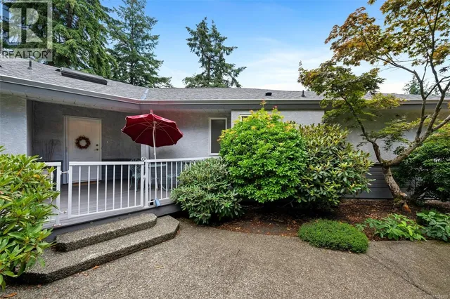 949 PACIFIC PLACE, Duncan 5
