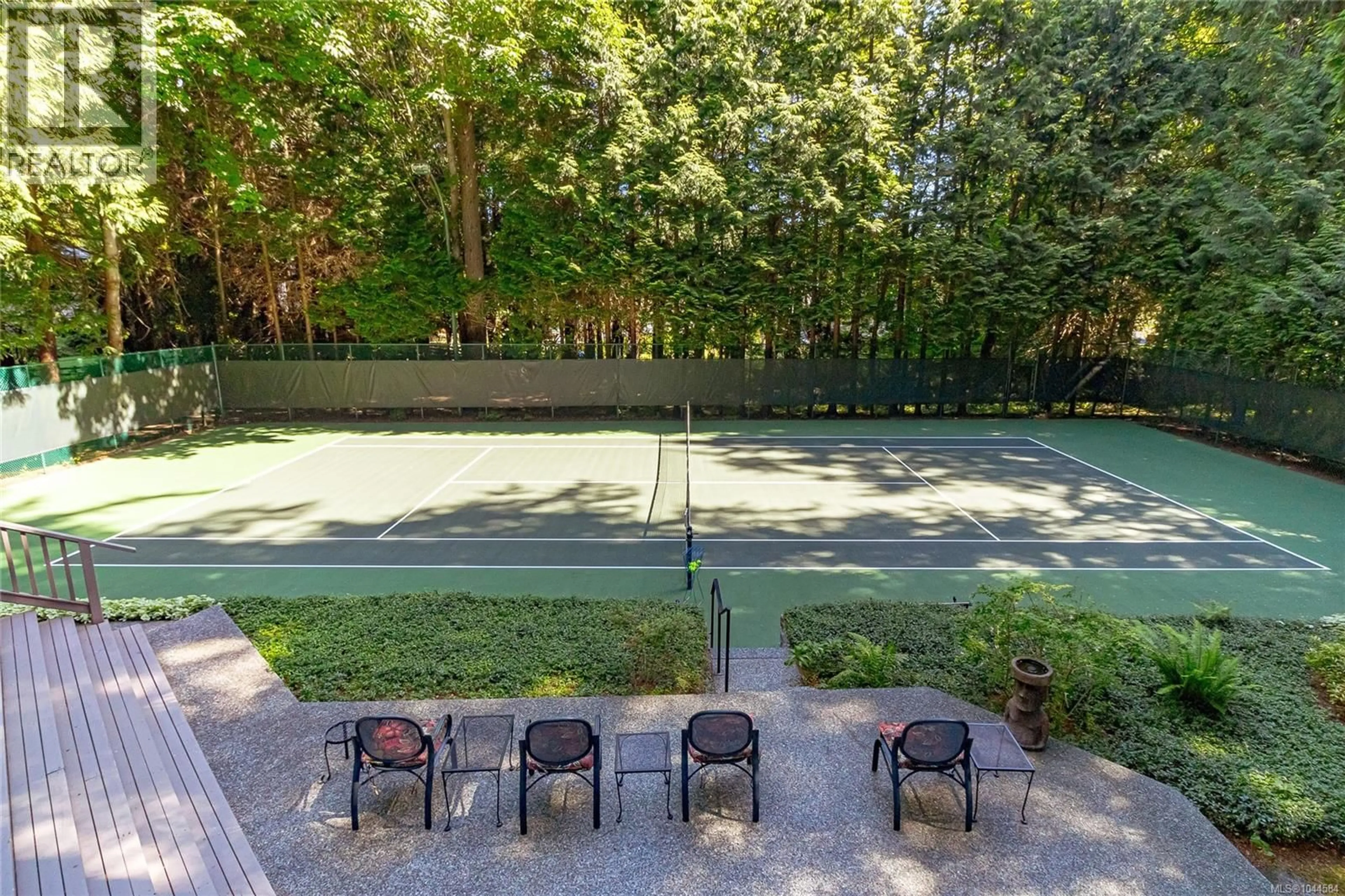 Patio, unknown for 1015 KENTWOOD PLACE, Saanich British Columbia V8Y2R2