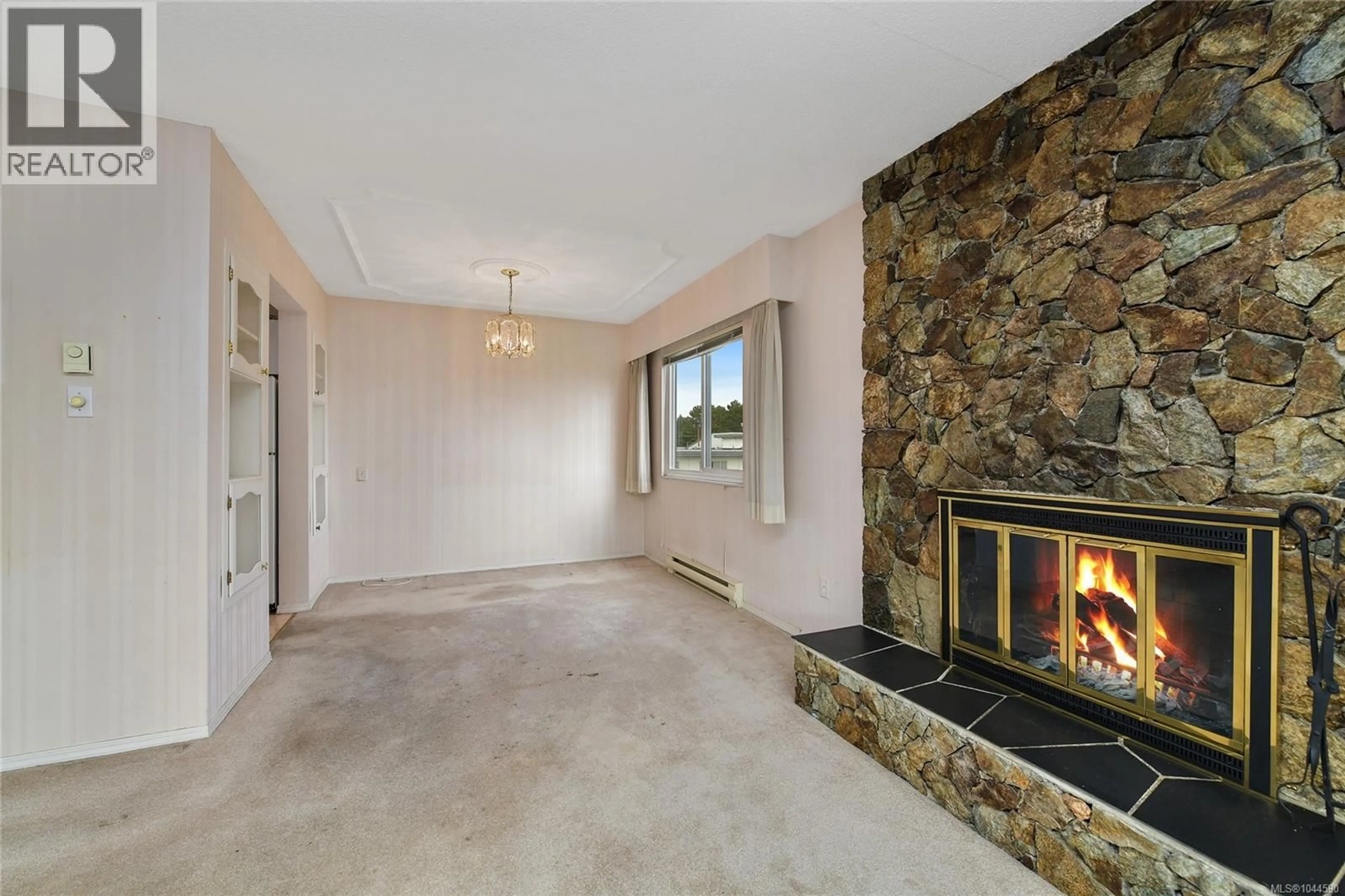 A pic of a room for 401 - 660 BATTERY STREET, Victoria British Columbia V8V1E5