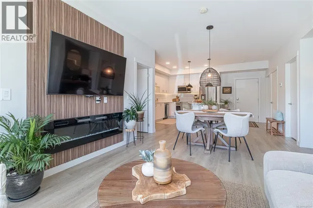 106 - 120 JENSEN AVENUE WEST, Parksville 5
