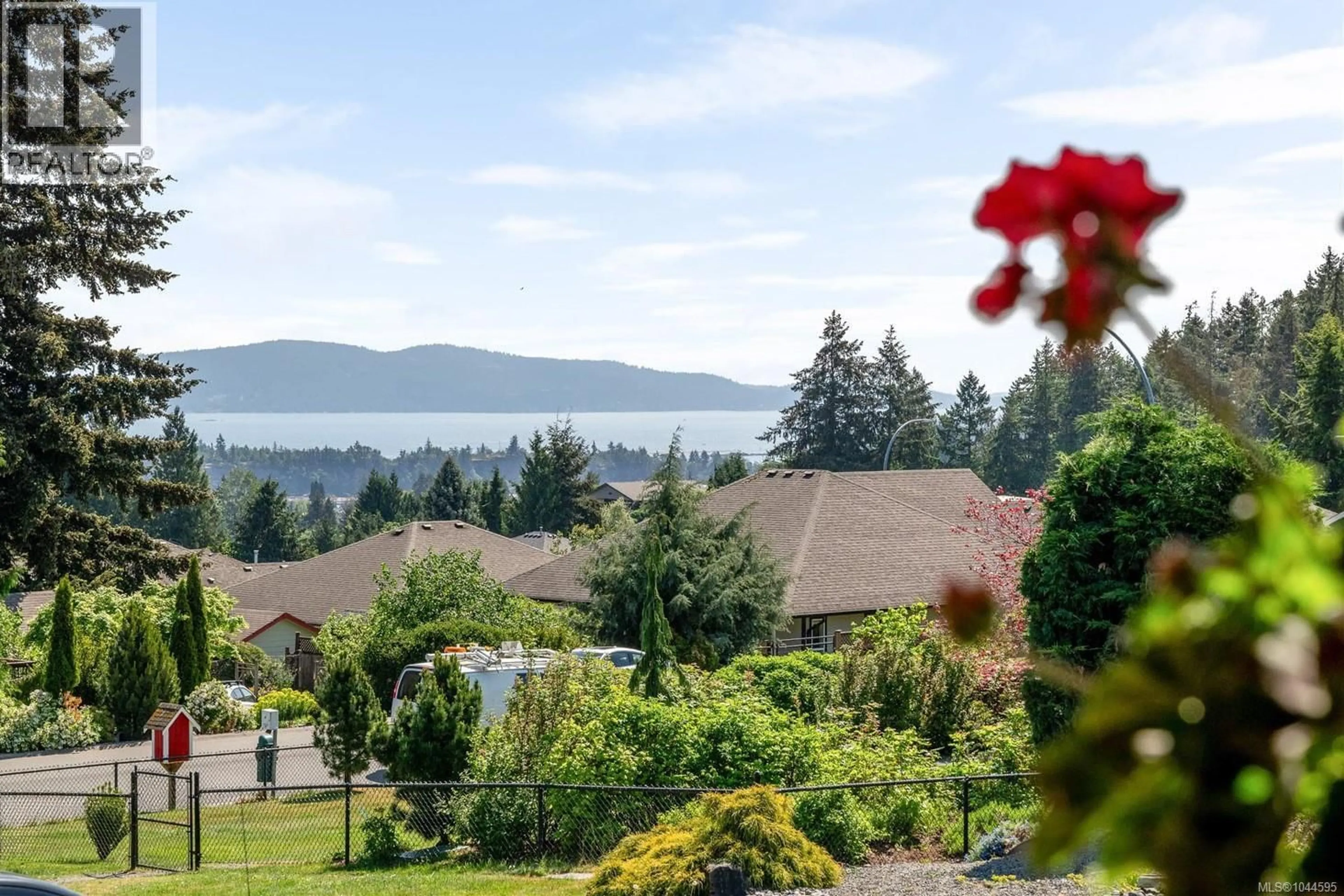 Patio, water/lake/river/ocean view for 3319 COOK STREET, Chemainus British Columbia V0R1K2
