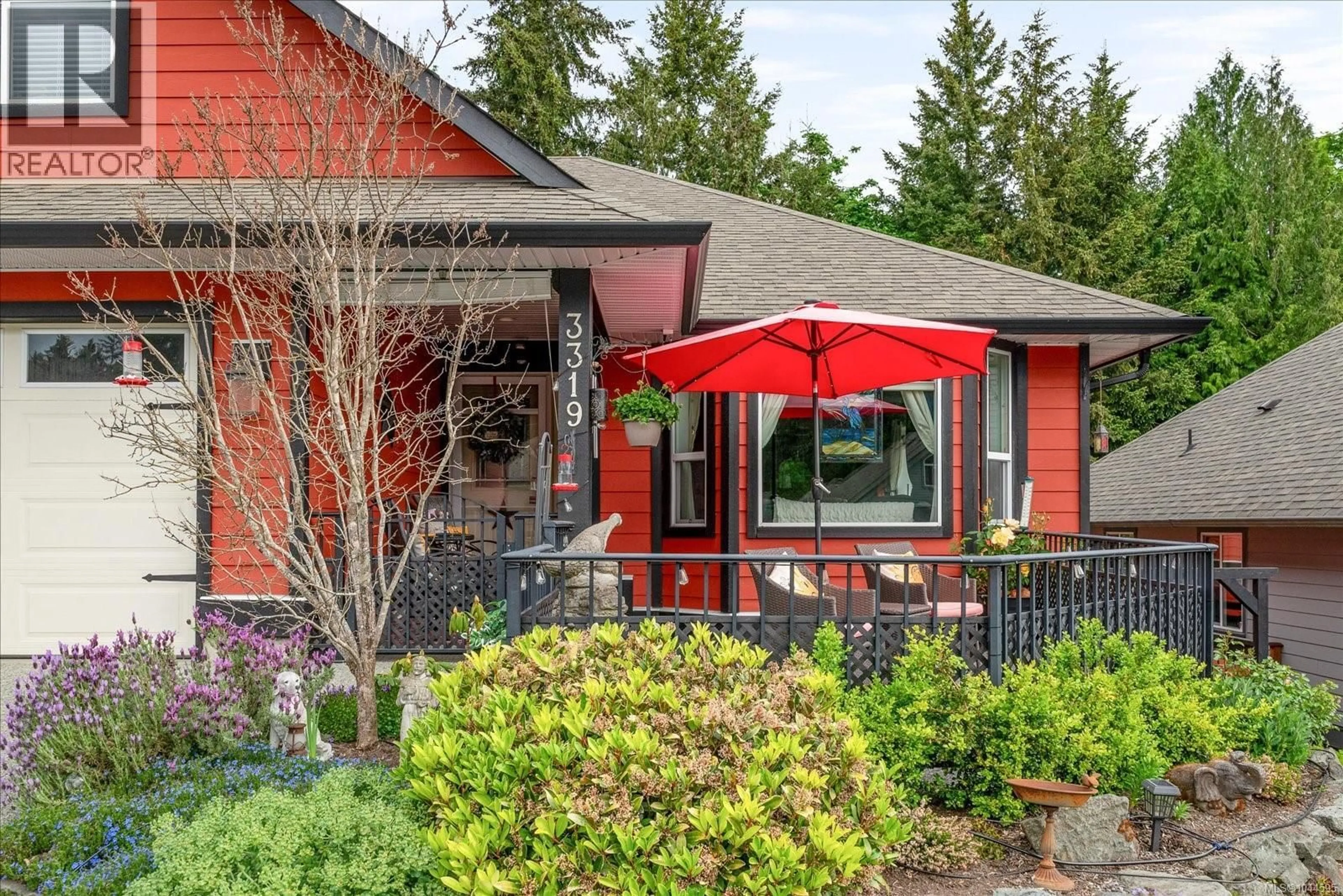 Patio, street for 3319 COOK STREET, Chemainus British Columbia V0R1K2