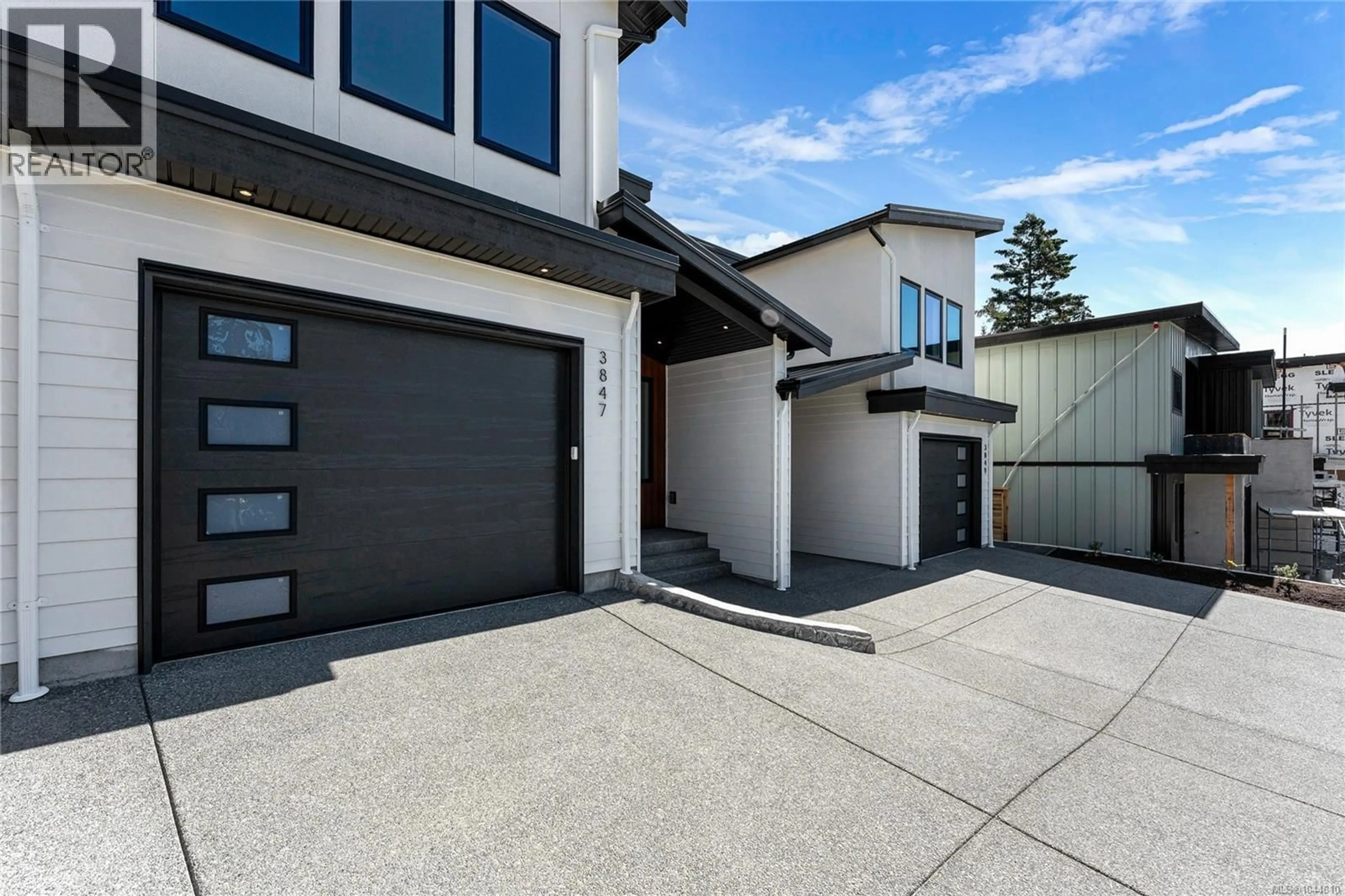 Unknown for 3847 OLYMPIAN WAY, Colwood British Columbia V9C0R7