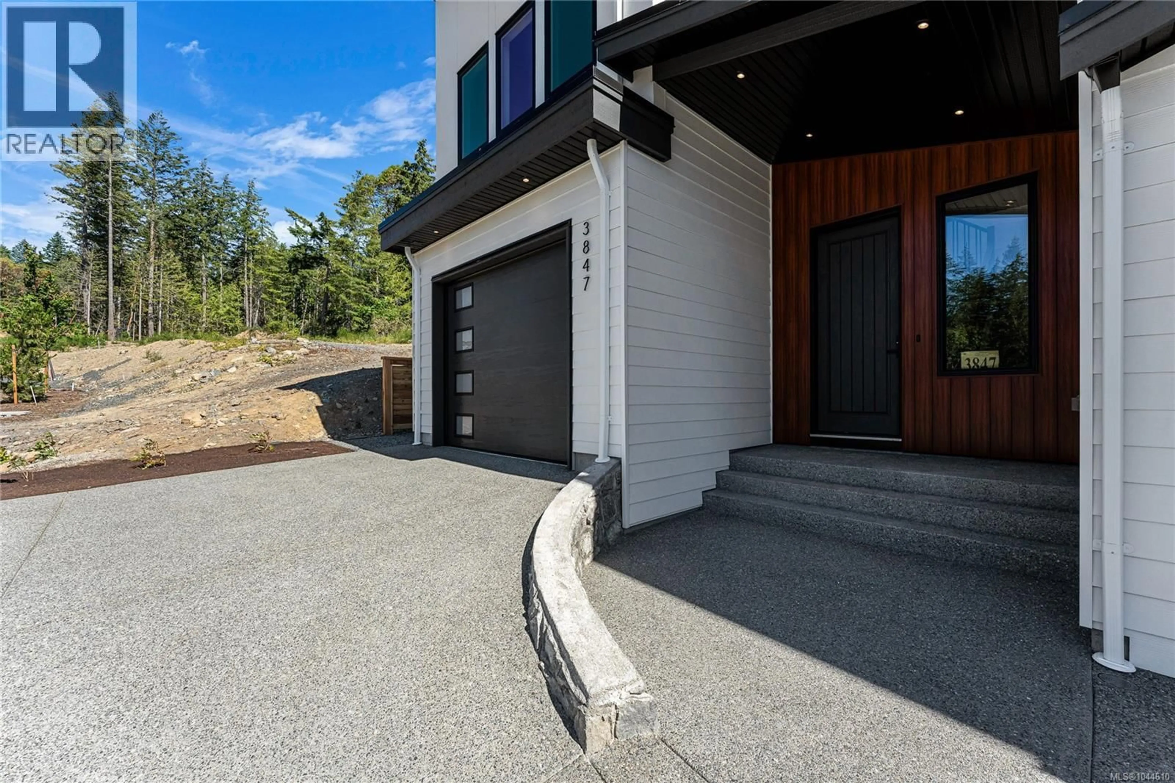 Unknown for 3847 OLYMPIAN WAY, Colwood British Columbia V9C0R7