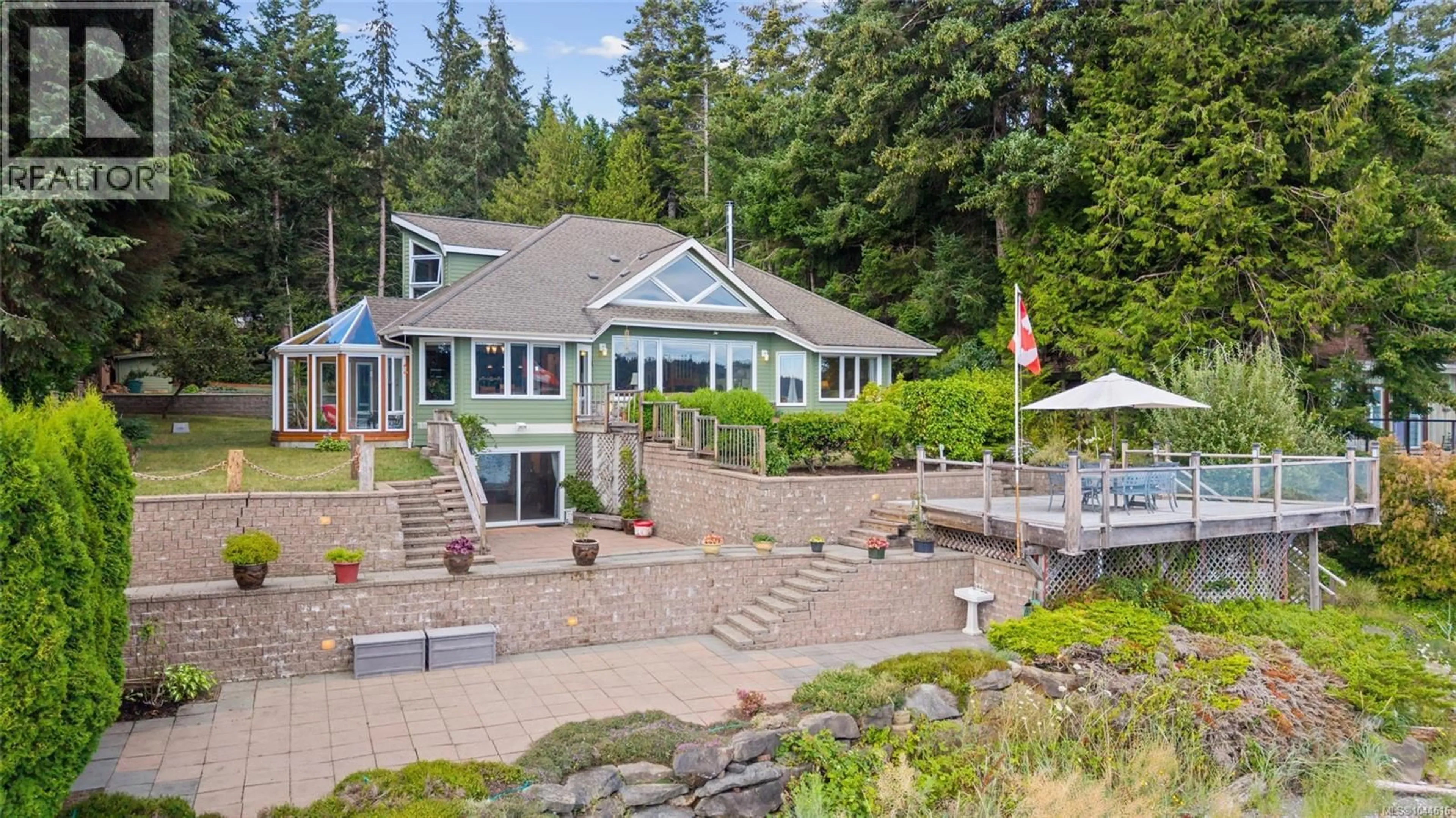 Unknown for 7602 SHIPS POINT ROAD, Fanny Bay British Columbia V0R1W0