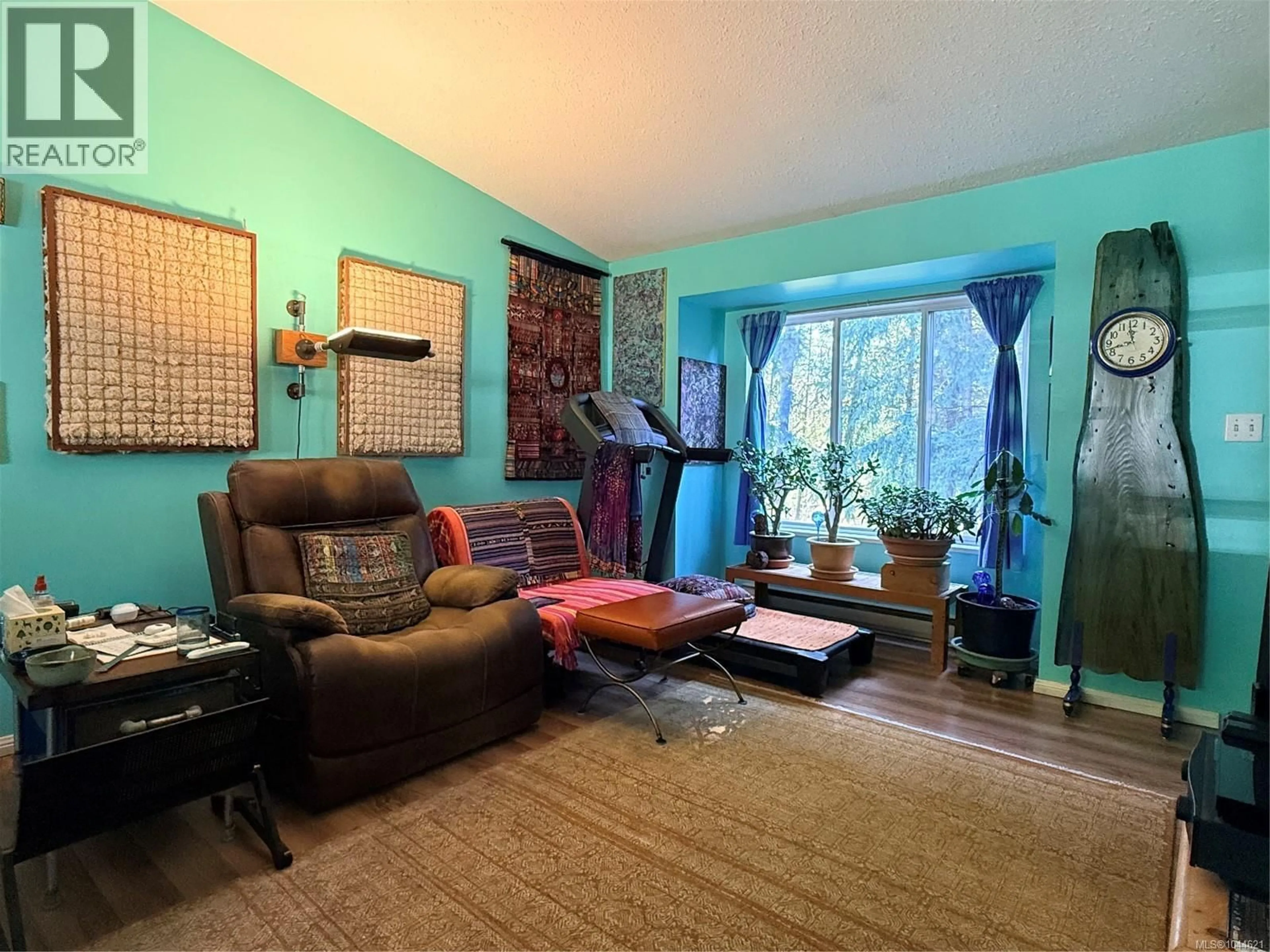Living room with furniture, unknown for 26 - 745 CHURCH STREET, Gabriola Island British Columbia V0R1X3