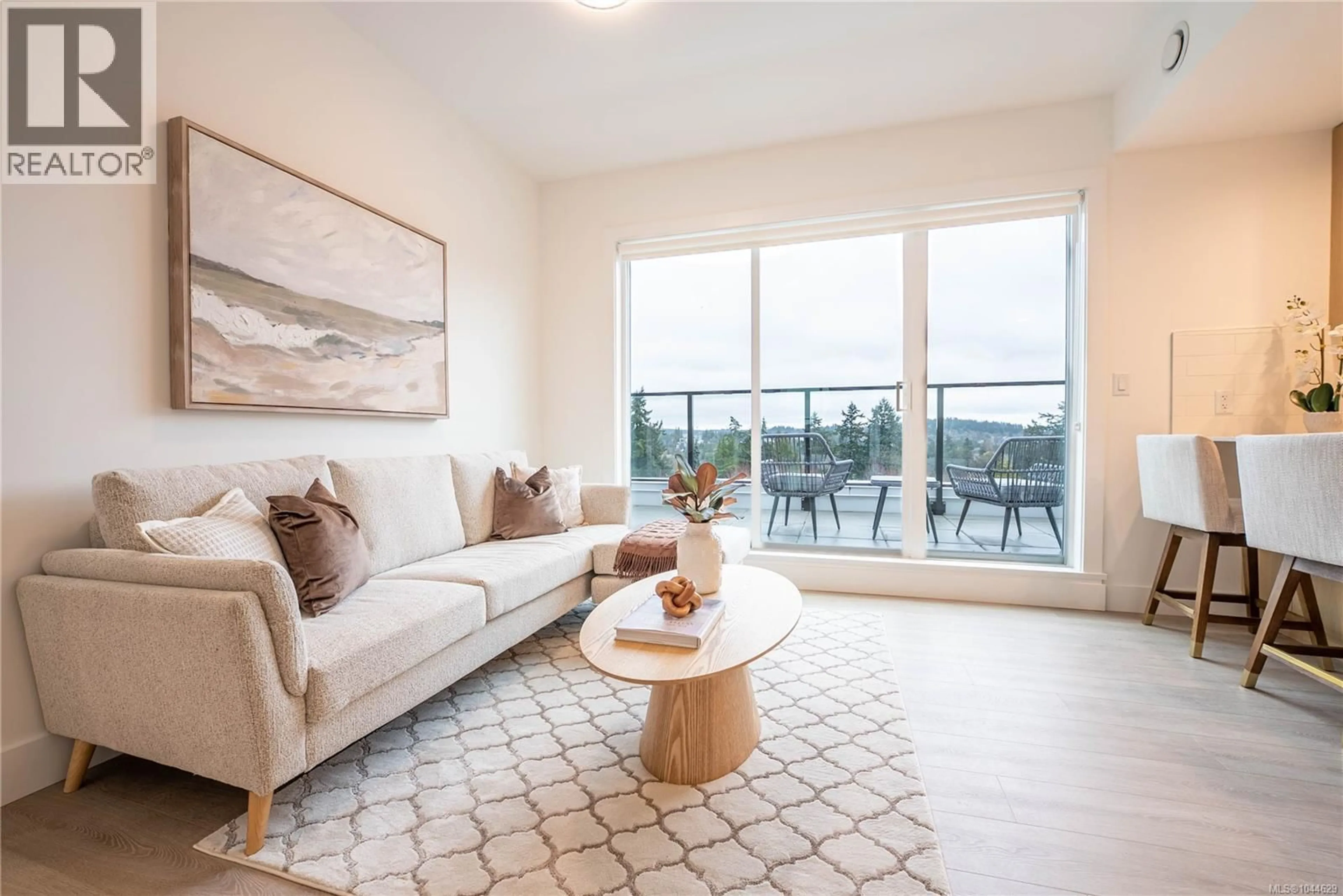 Living room with furniture, unknown for 412 - 258 HELMCKEN ROAD, View Royal British Columbia V9B7G9