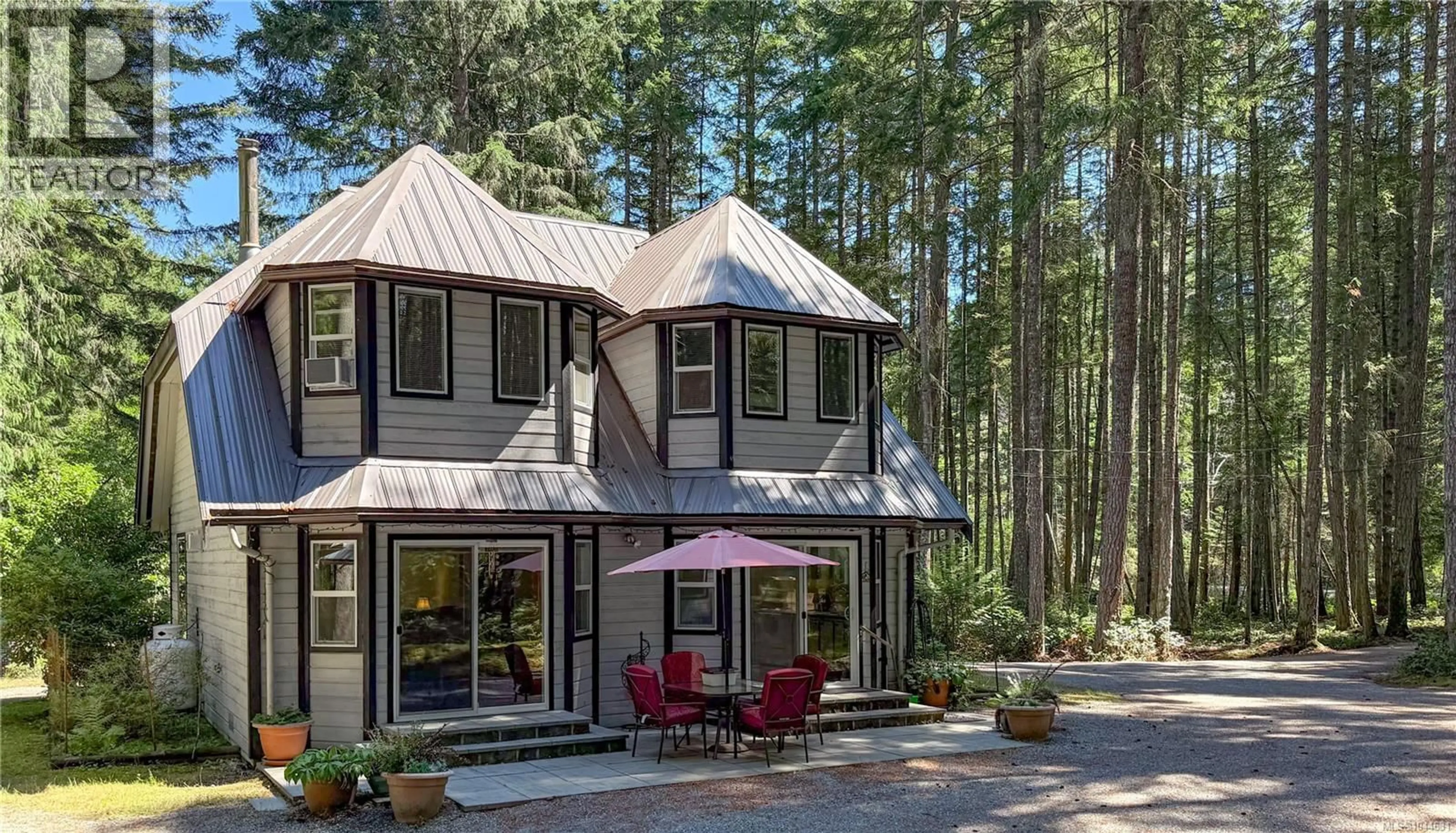 Home with vinyl exterior material, unknown for 980 COATS DRIVE, Gabriola Island British Columbia V0R1X3