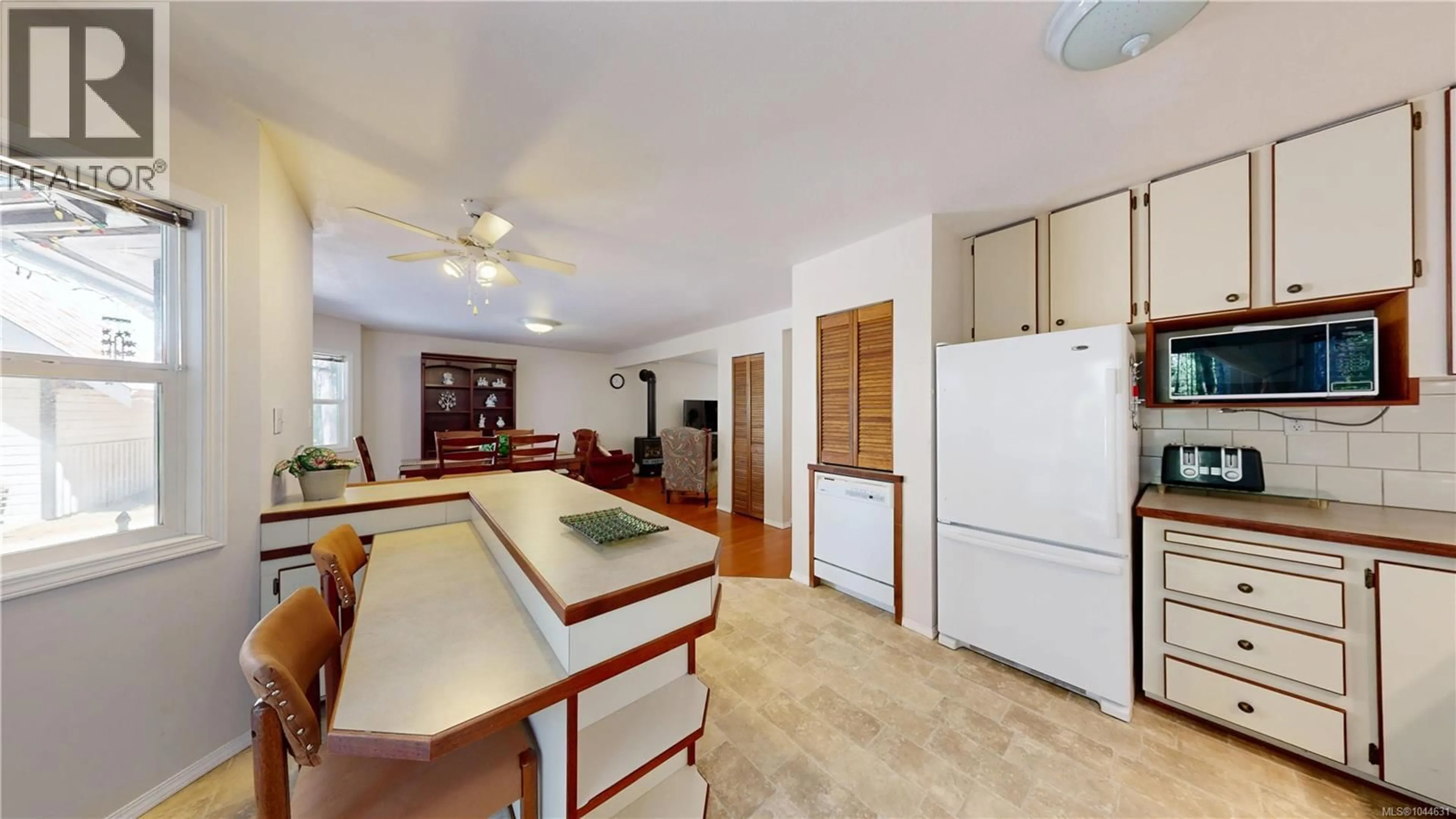 Unknown for 980 COATS DRIVE, Gabriola Island British Columbia V0R1X3