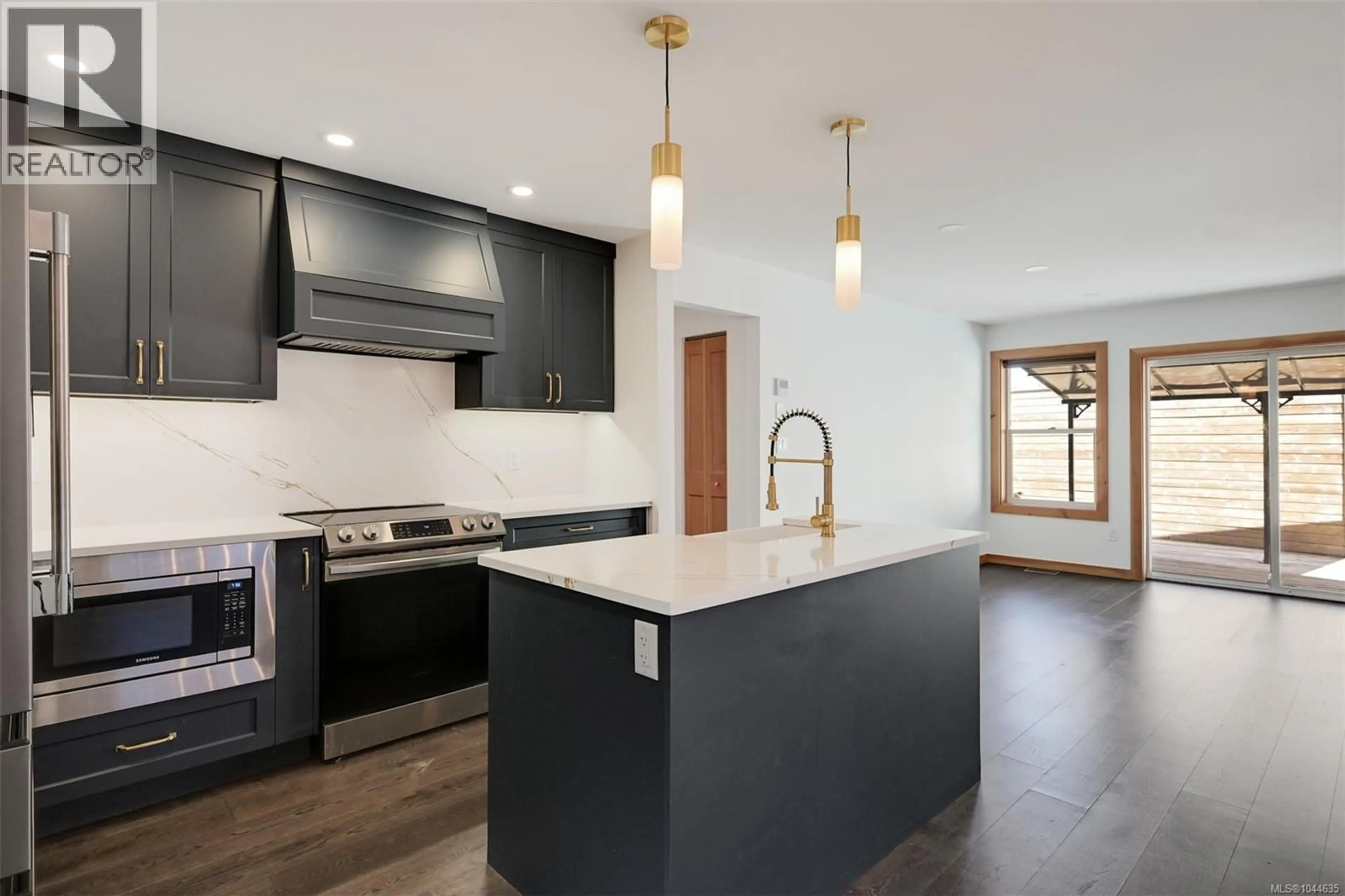 Open concept kitchen, unknown for 1629 KRISTIN WAY, Shawnigan Lake British Columbia V0R2W3