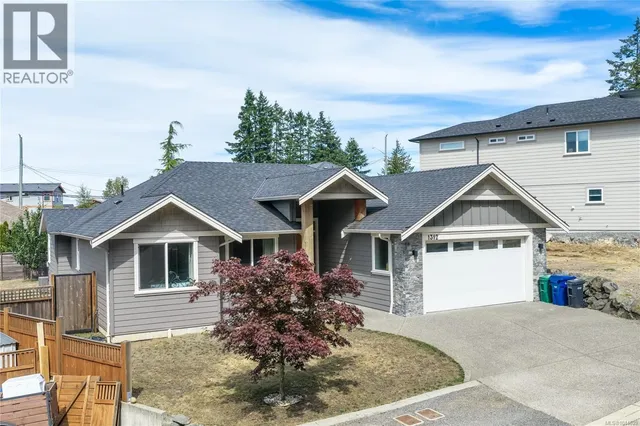 1312 LANGARA DRIVE, Nanaimo 4