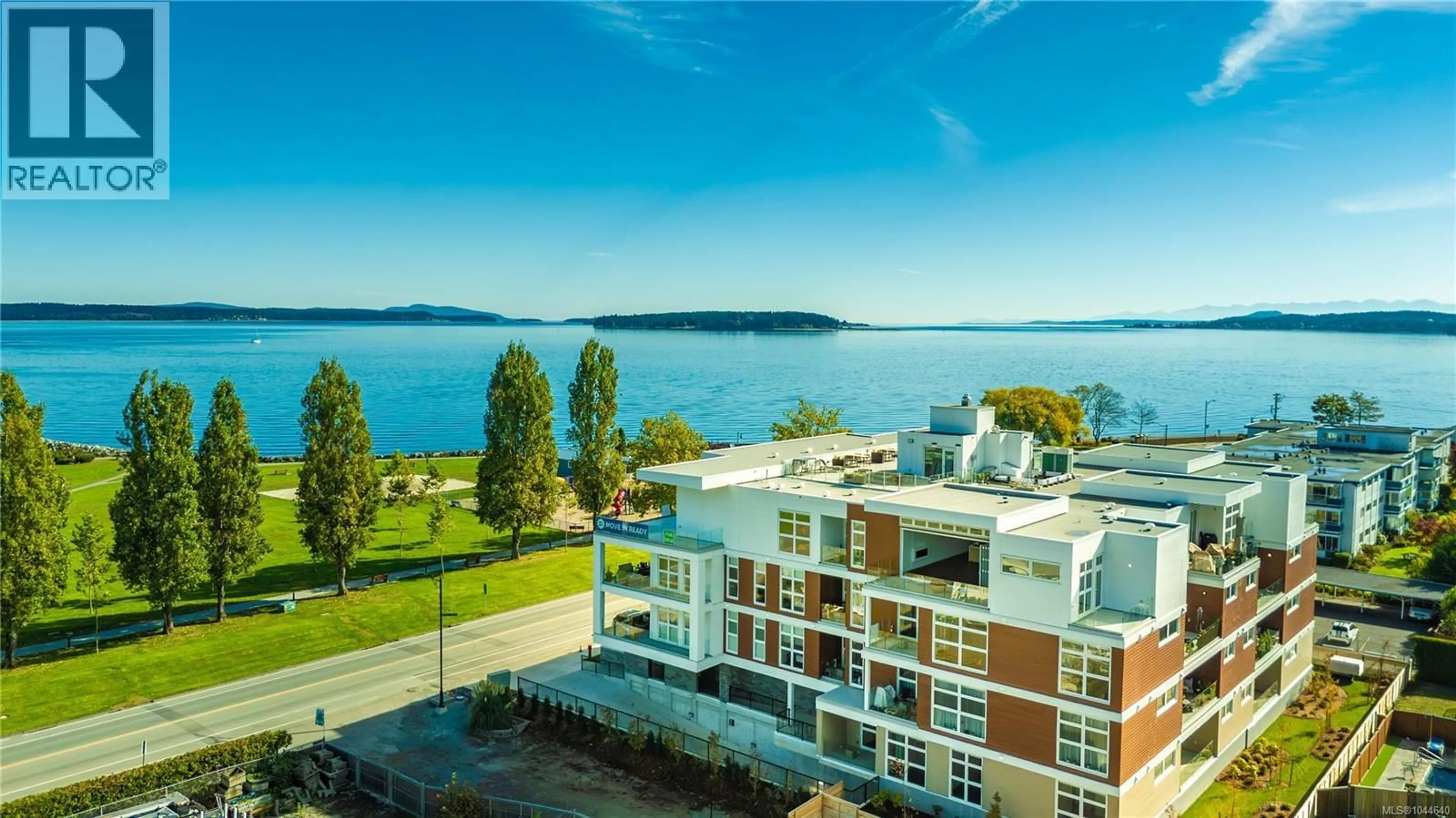A pic from outside/outdoor area/front of a property/back of a property/a pic from drone, water/lake/river/ocean view for 107 - 9570 FIFTH STREET, Sidney British Columbia V8L2W5