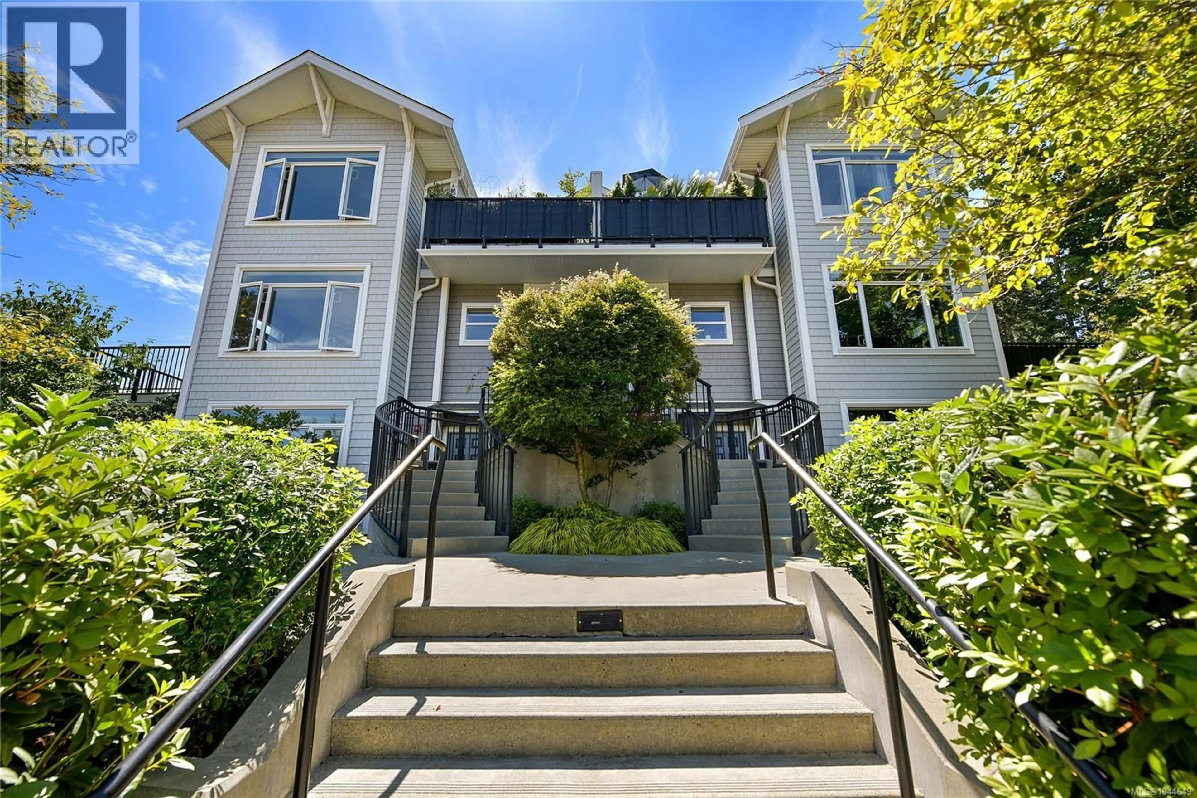 Unknown for 201 - 591 LATORIA ROAD, Langford British Columbia V8W2T6