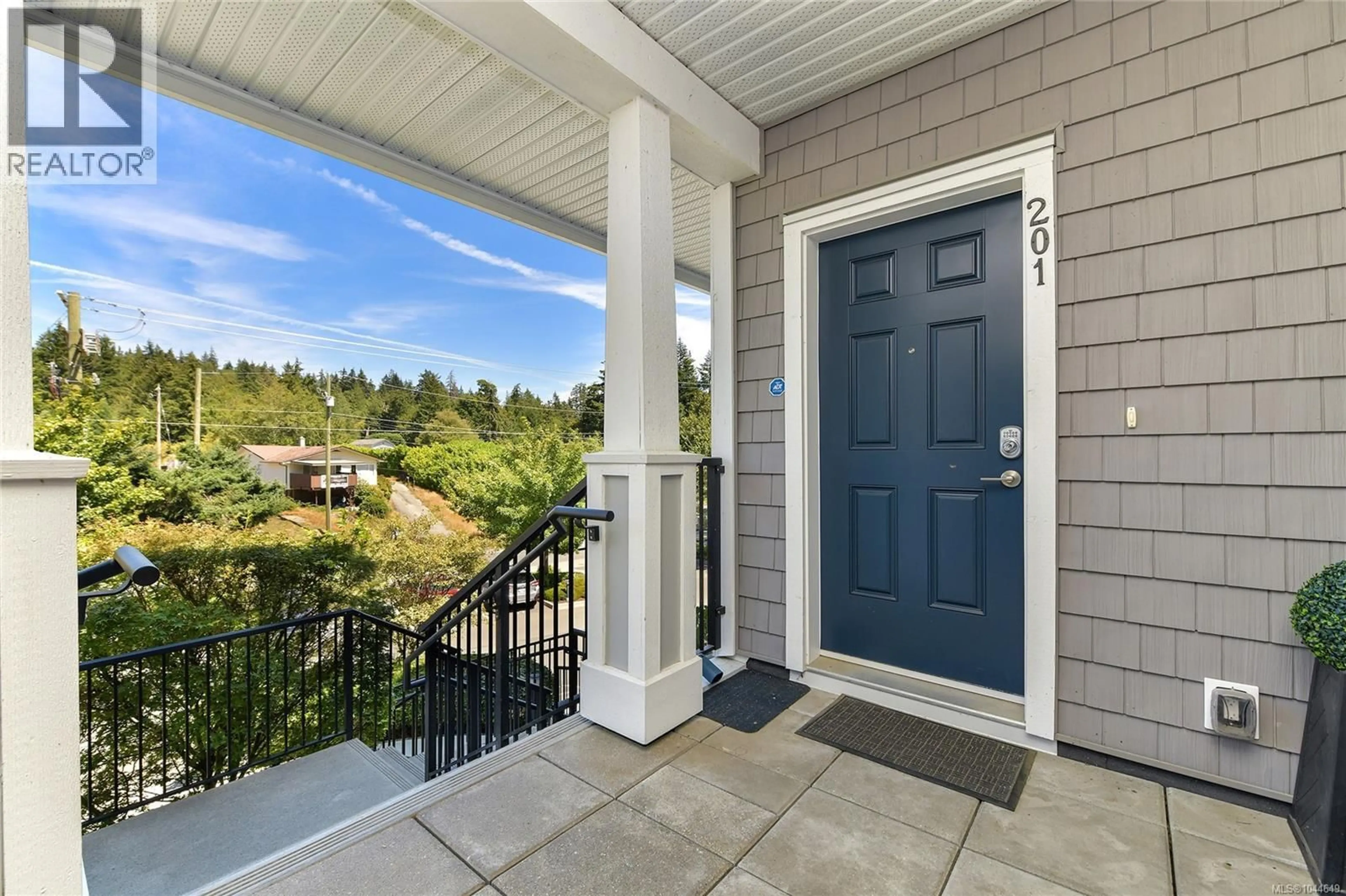Indoor entryway for 201 - 591 LATORIA ROAD, Langford British Columbia V8W2T6