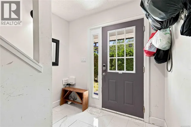 2085 SOLENT ROAD NORTH, Sooke 5