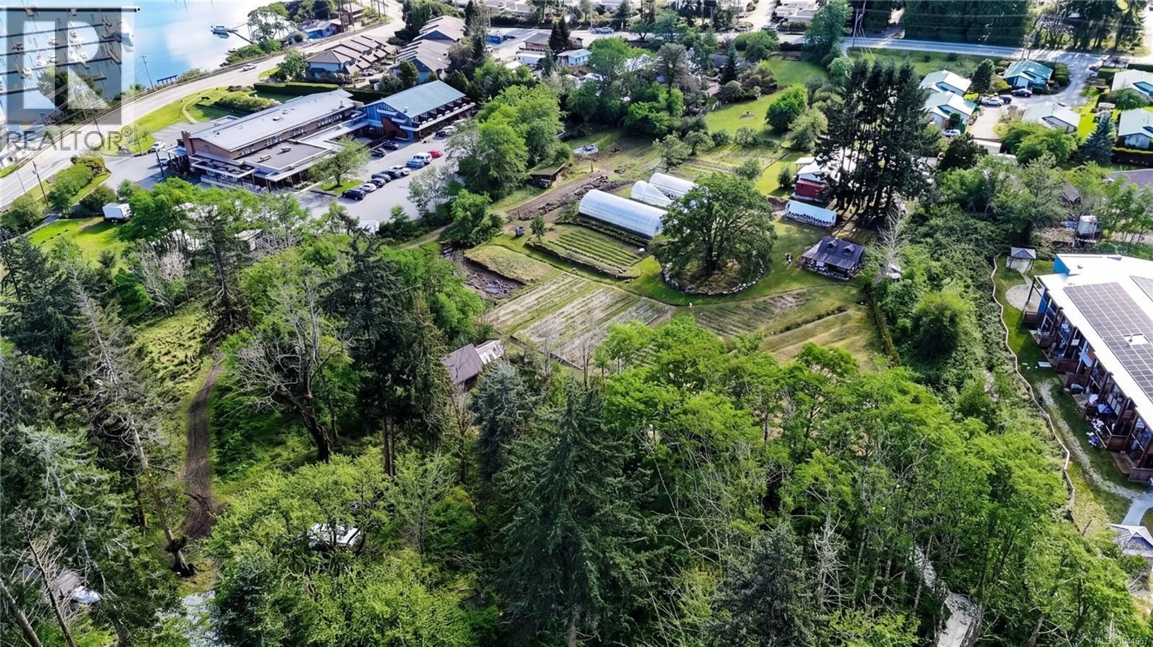 A pic from outside/outdoor area/front of a property/back of a property/a pic from drone, unknown for 265 LOWER GANGES ROAD, Salt Spring British Columbia V8K1S7