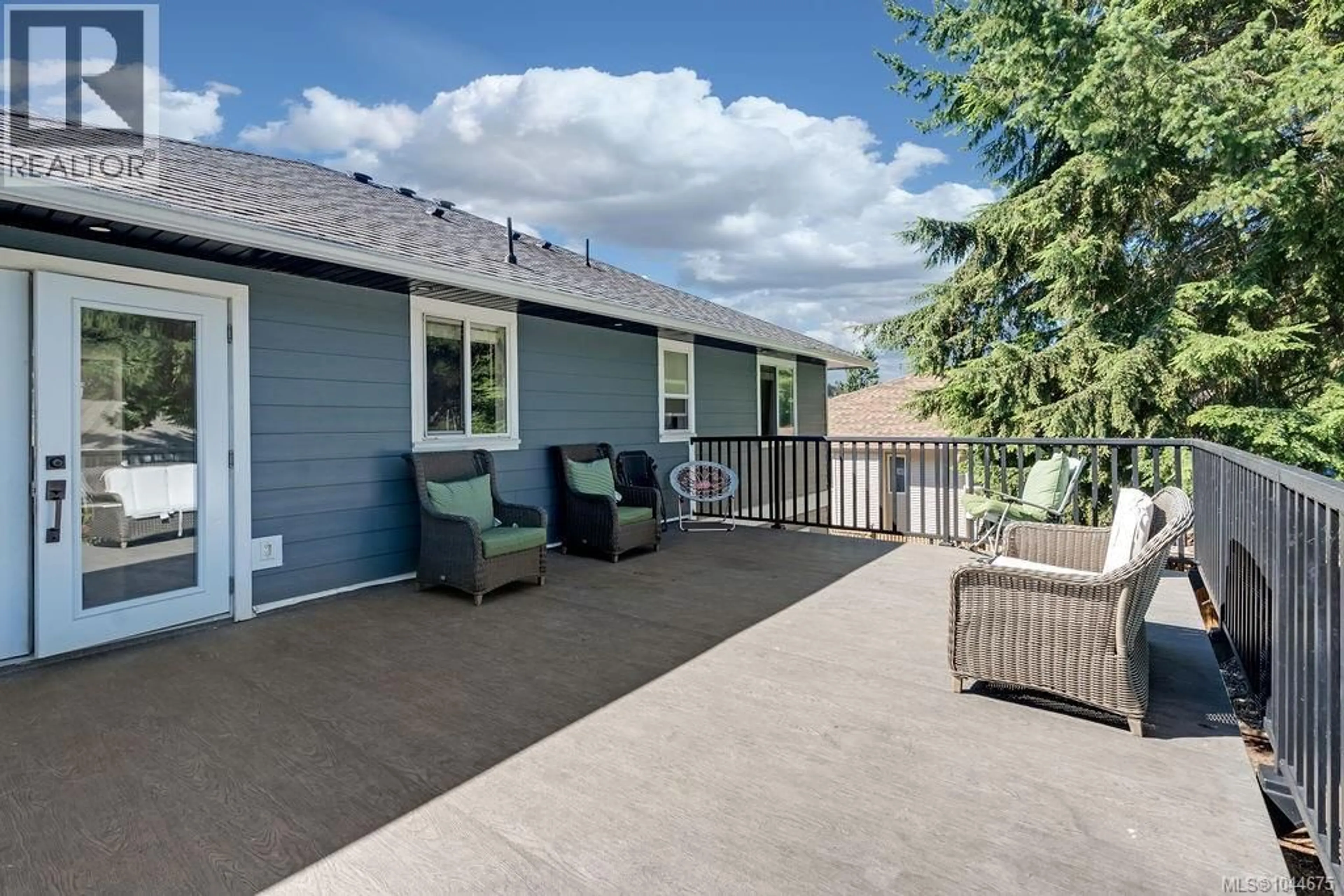 Patio, unknown for 1217 MCKINLEY ROAD, Ladysmith British Columbia V9G1P9
