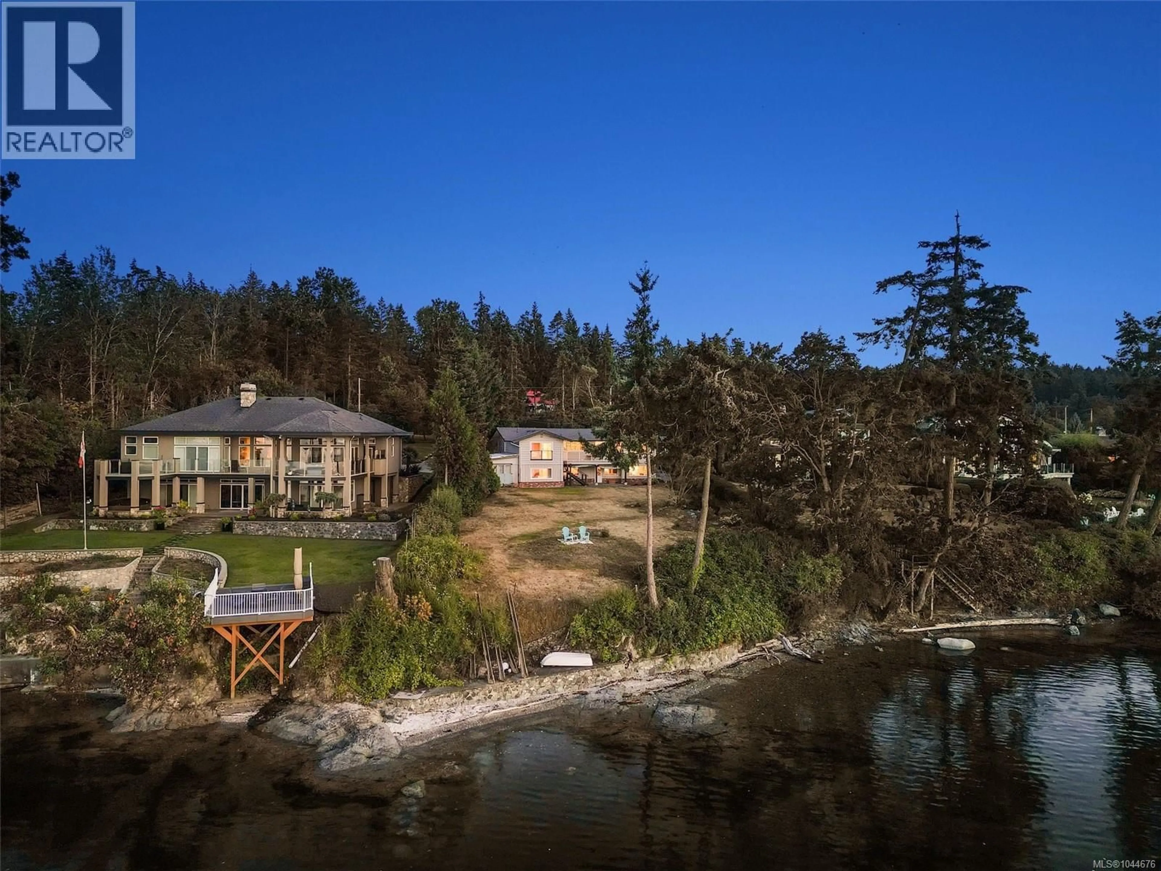 A pic from outside/outdoor area/front of a property/back of a property/a pic from drone, water/lake/river/ocean view for 9760 GLYNNWOOD PARK ROAD, North Saanich British Columbia V8L5H4