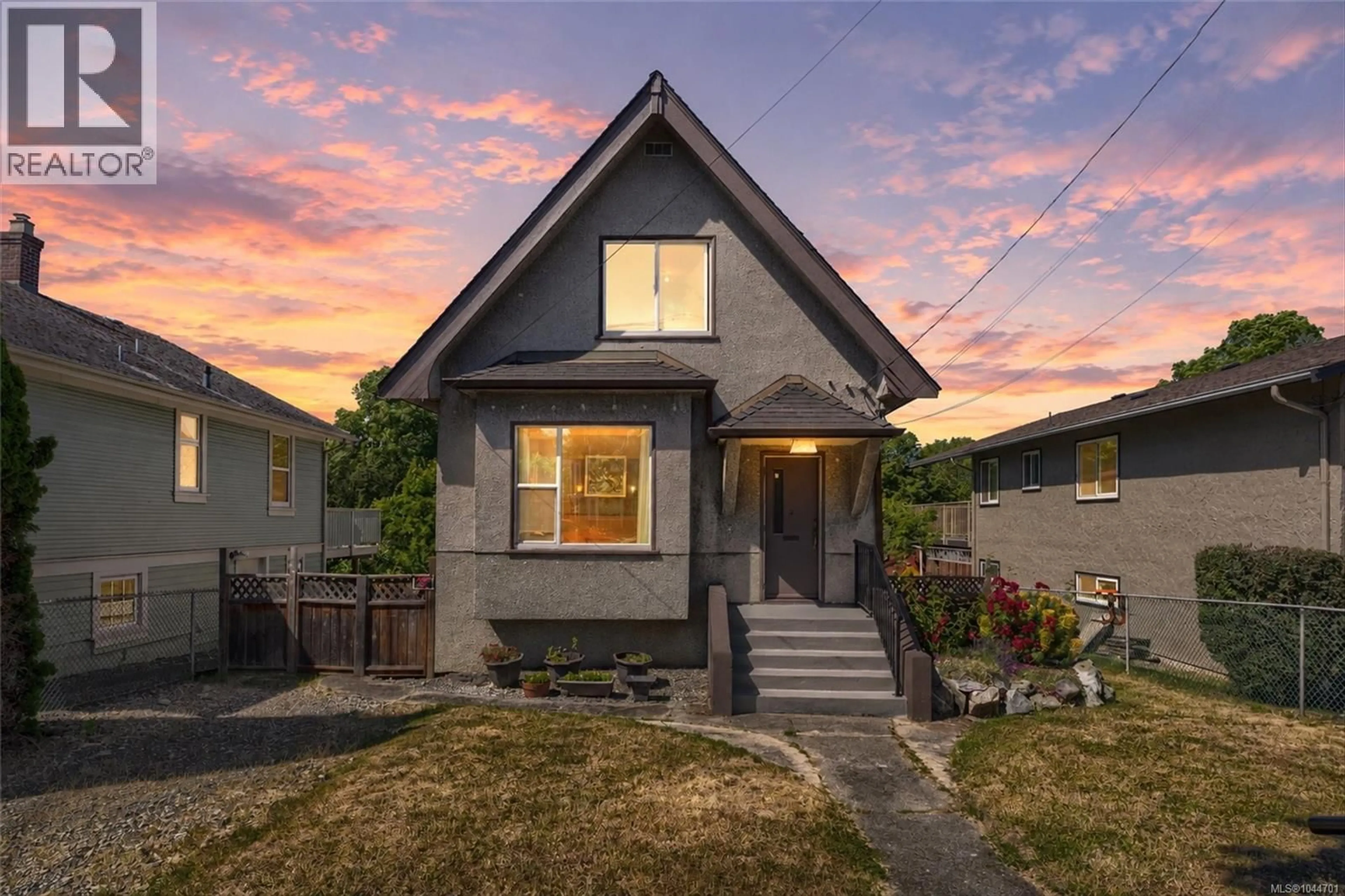 Unknown for 1456 DENMAN STREET, Victoria British Columbia V8R1X6