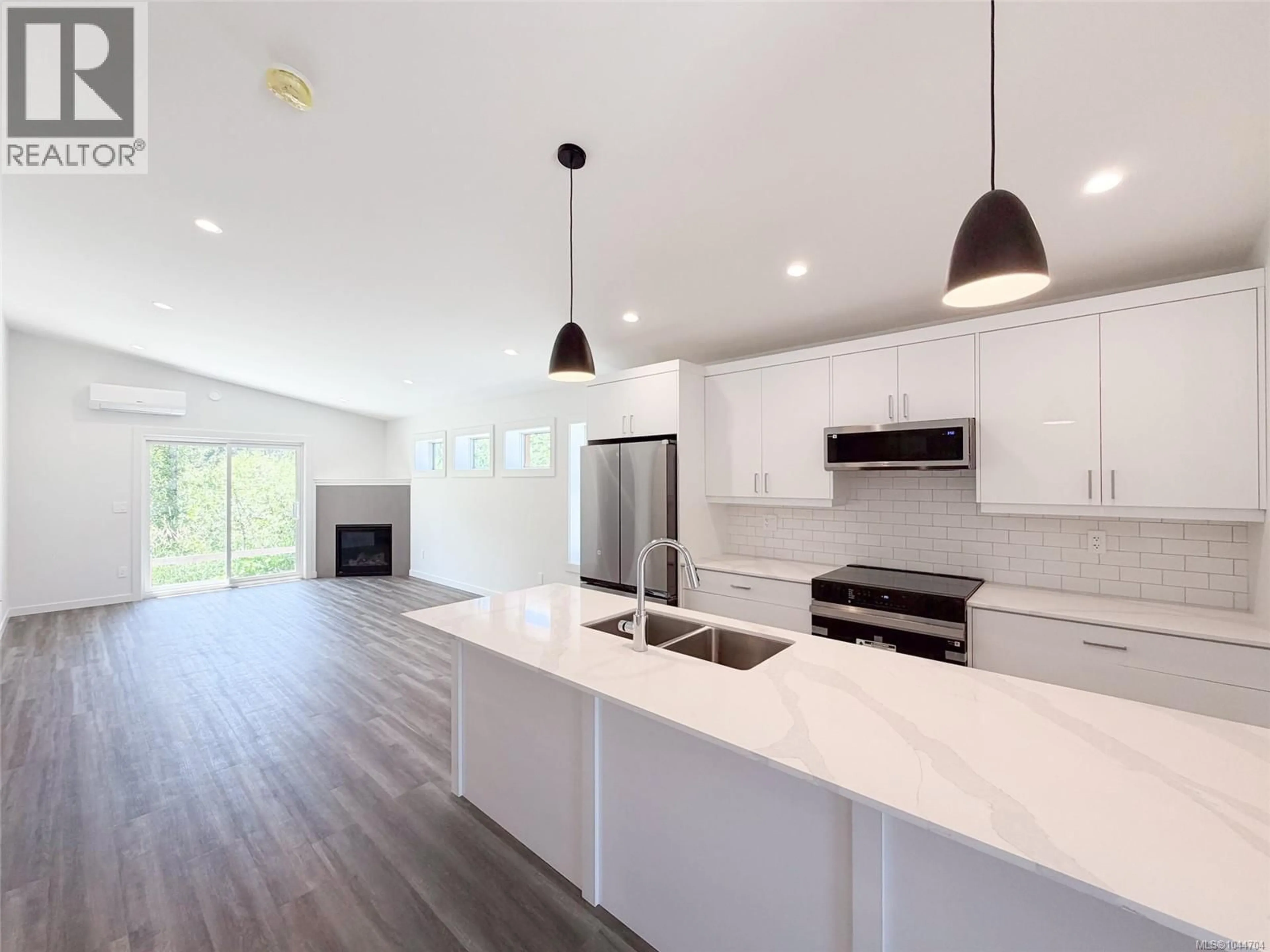 Open concept kitchen, unknown for 49 - 3025 ROYSTON ROAD, Cumberland British Columbia V9N1S0