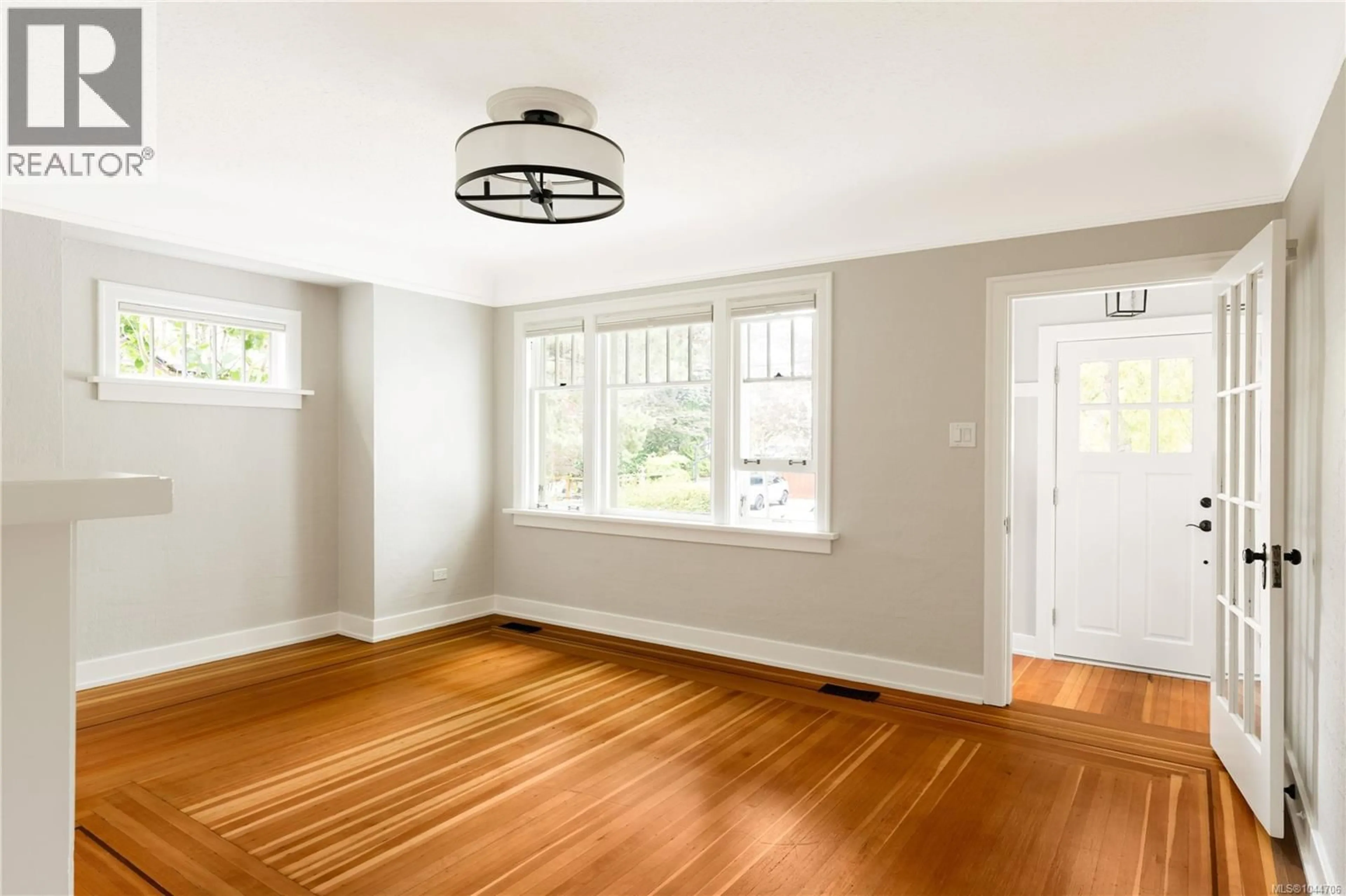 A pic of a room for 2168 BARTLETT AVENUE, Oak Bay British Columbia V8S2P9