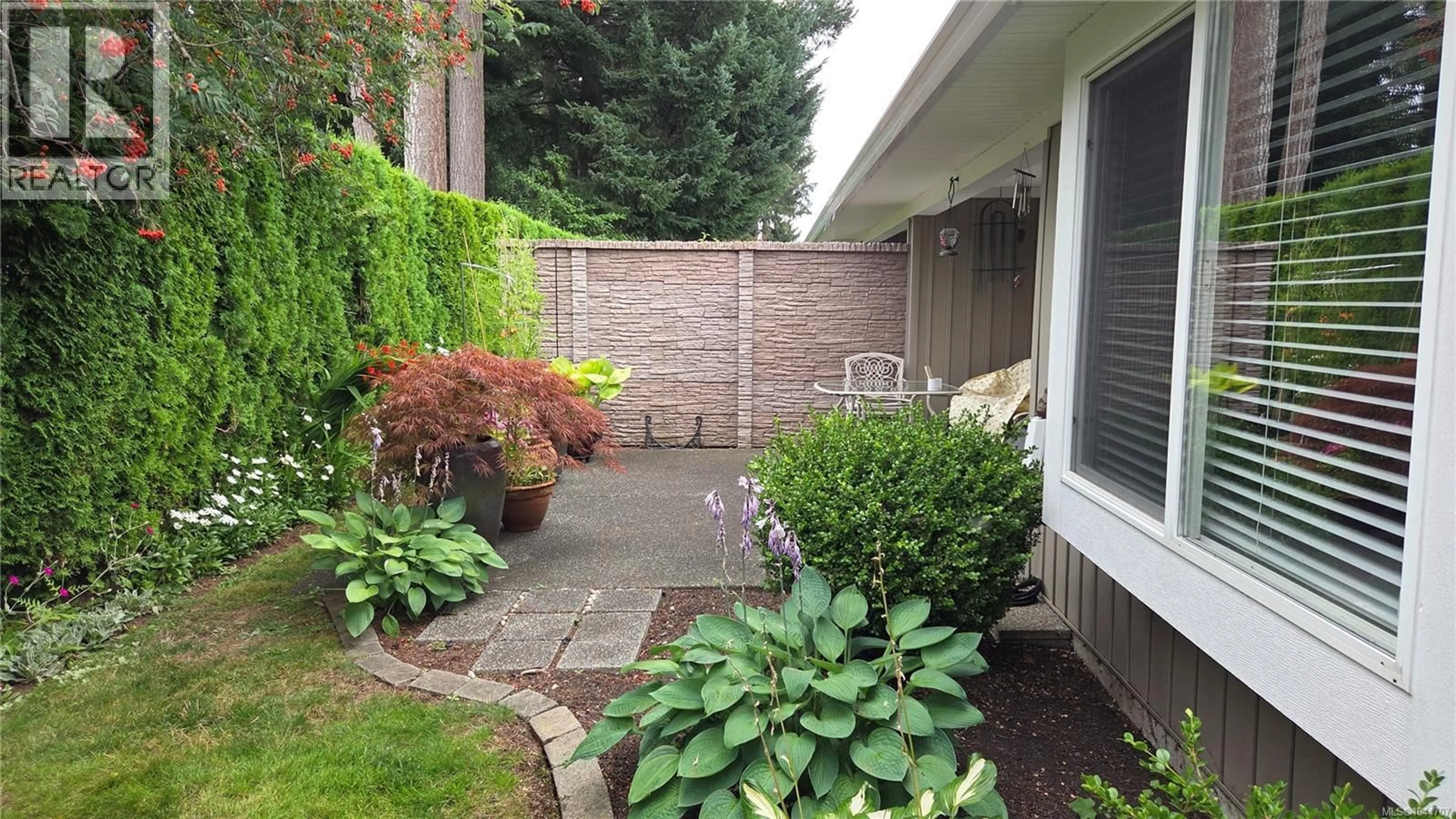 Patio, street for 129 - 1919 ST. ANDREWS PLACE, Courtenay British Columbia V9N9J4