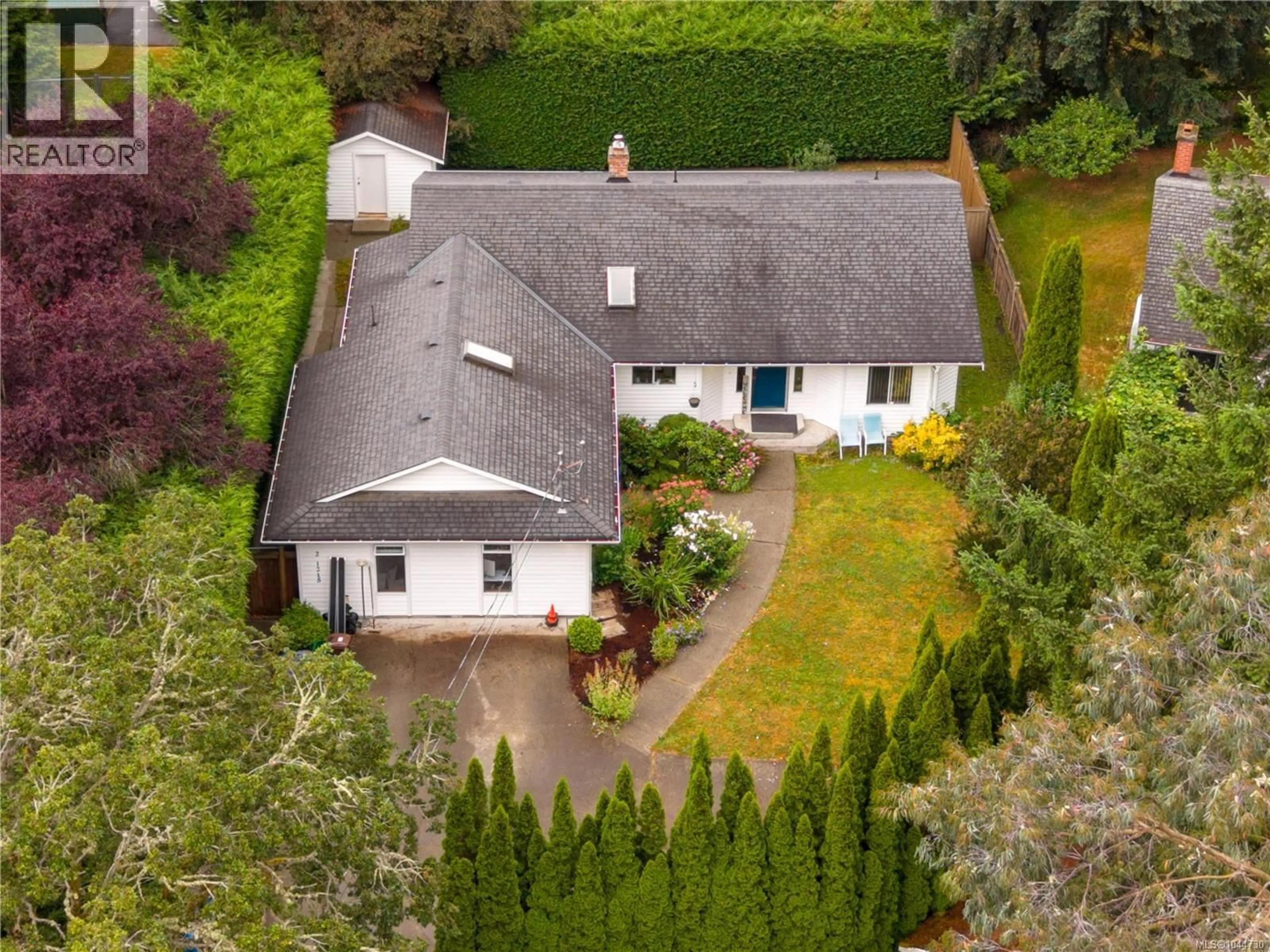 A pic from outside/outdoor area/front of a property/back of a property/a pic from drone, street for 2 - 1215 STELLY'S CROSS ROAD, Central Saanich British Columbia V8M1H3