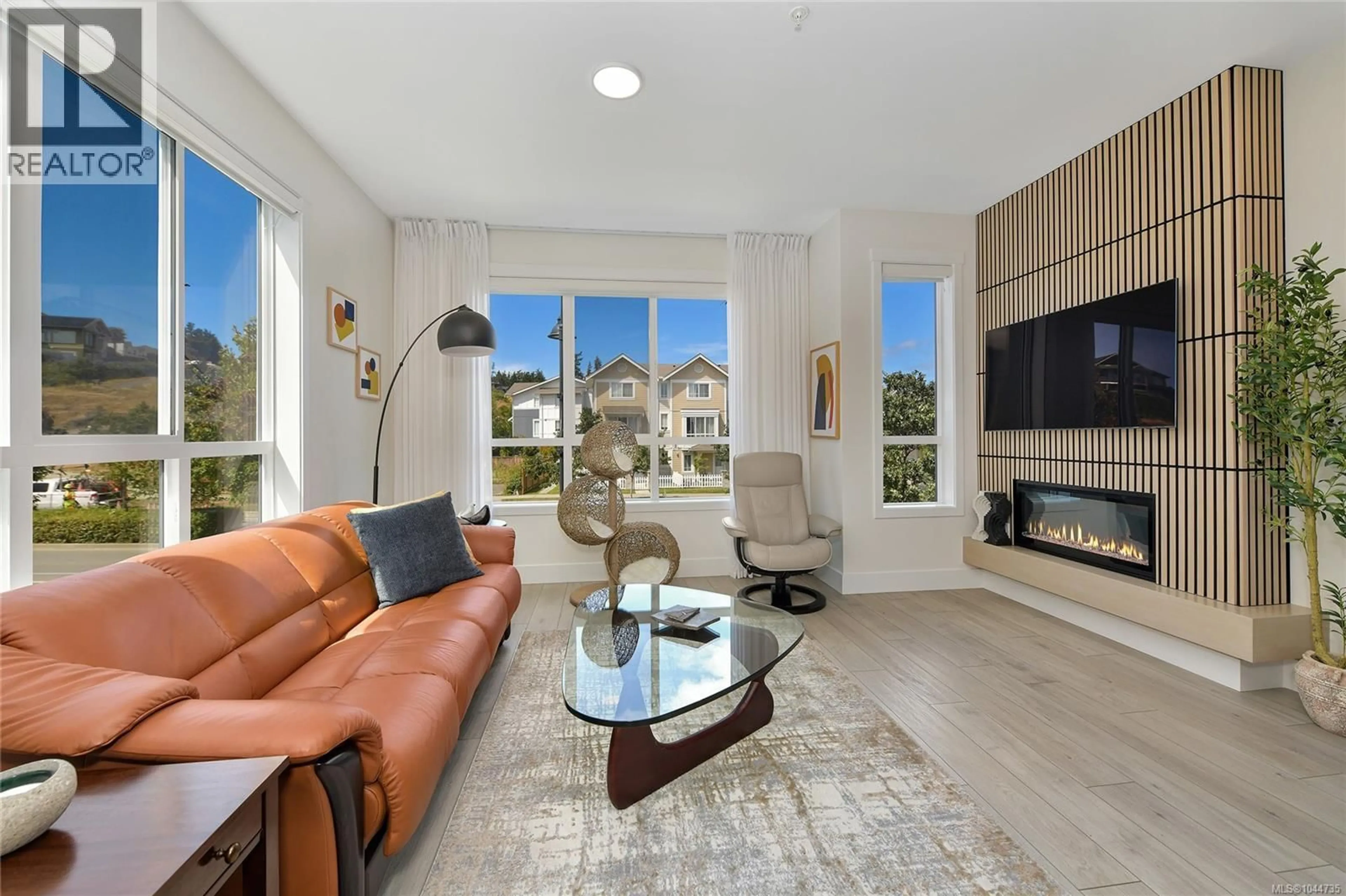 Living room with furniture, unknown for 45 - 368 TRADEWINDS AVENUE, Colwood British Columbia V9C0S5