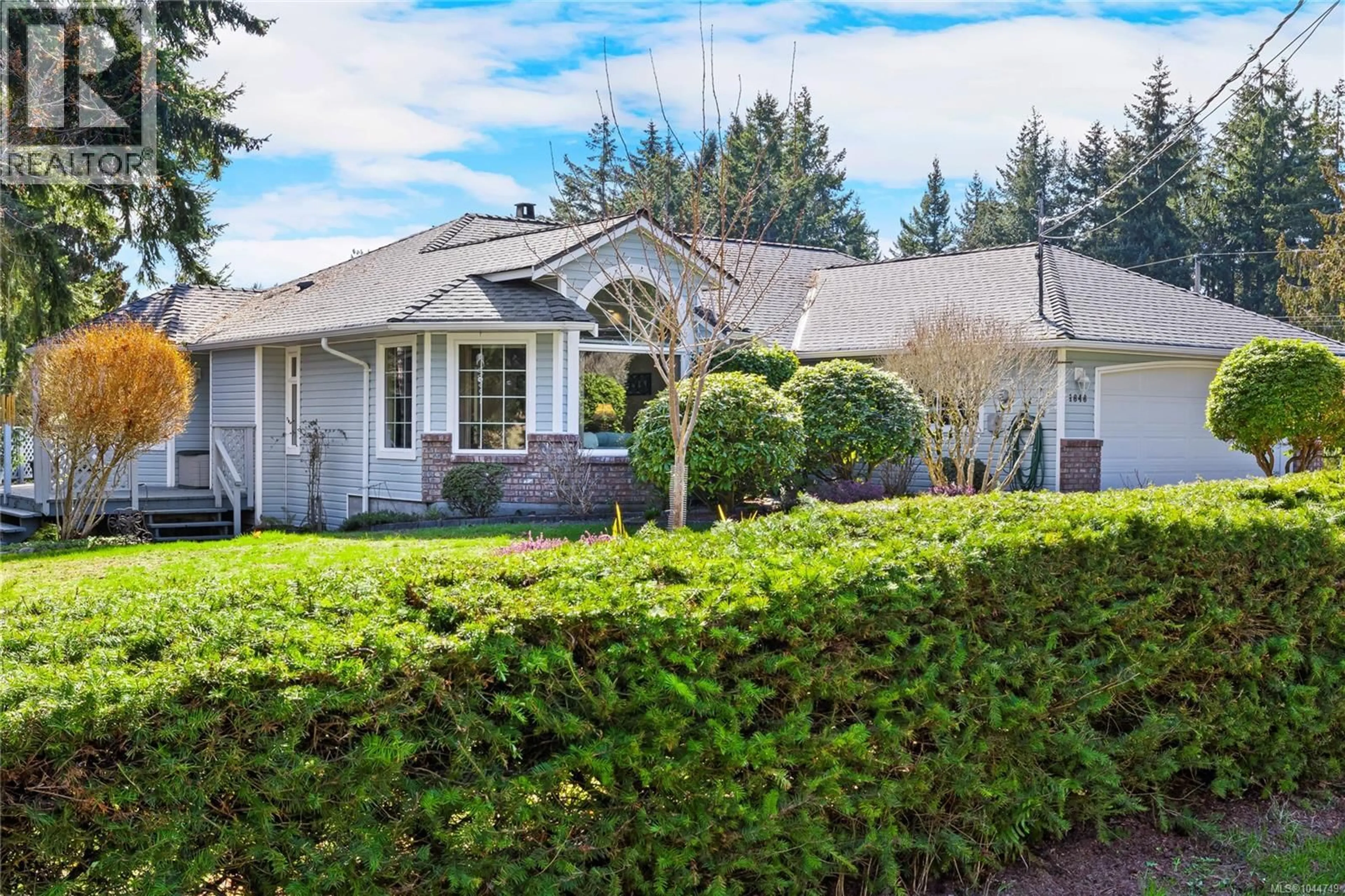 Home with vinyl exterior material, street for 1848 AMELIA CRESCENT, Nanoose Bay British Columbia V9P9C7