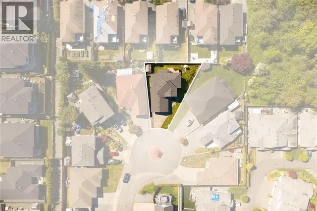 525 BALLOU PLACE, Ladysmith 5