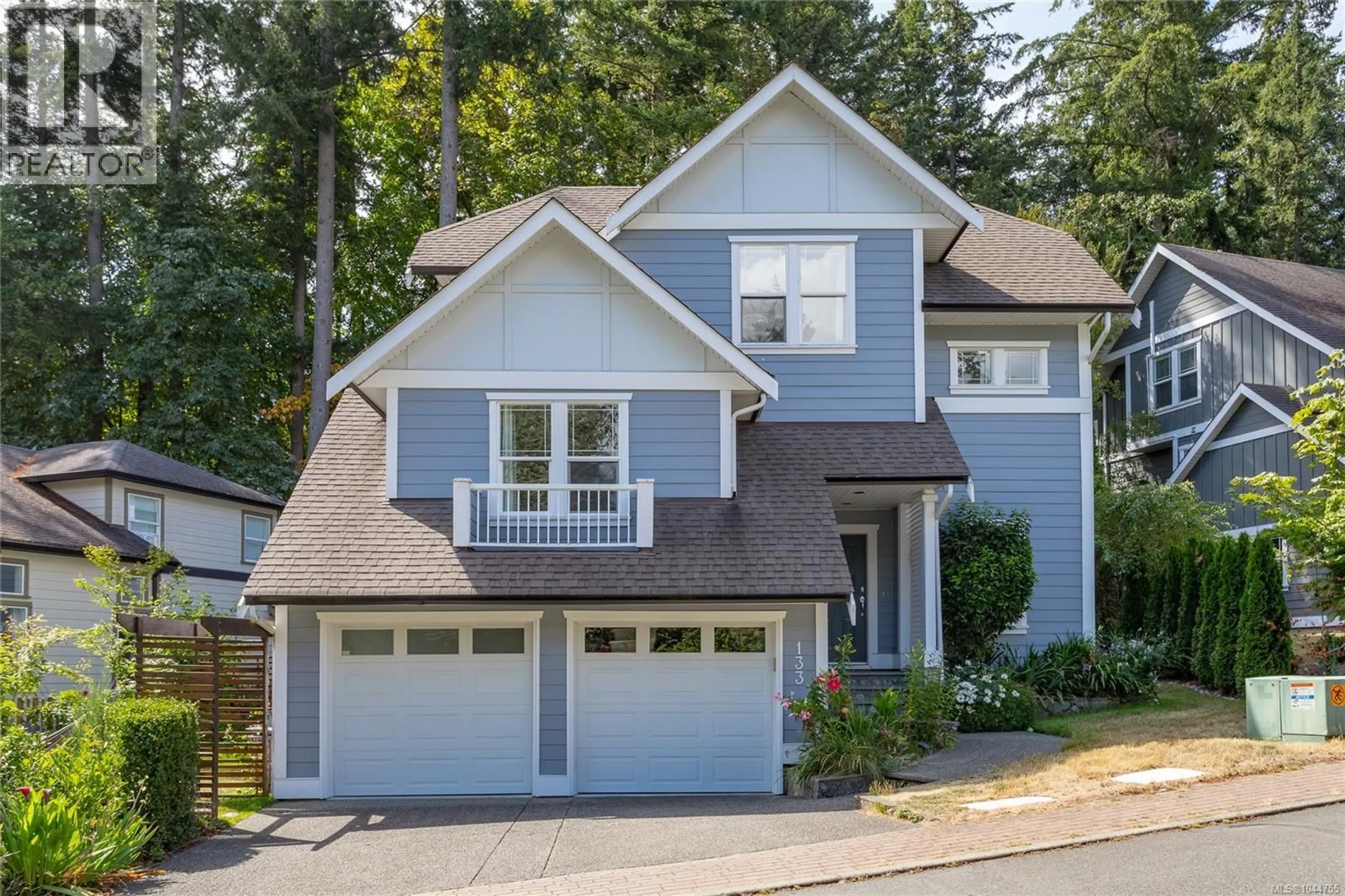 Home with vinyl exterior material, street for 133 GIBRALTAR BAY DRIVE, View Royal British Columbia V9B6M2