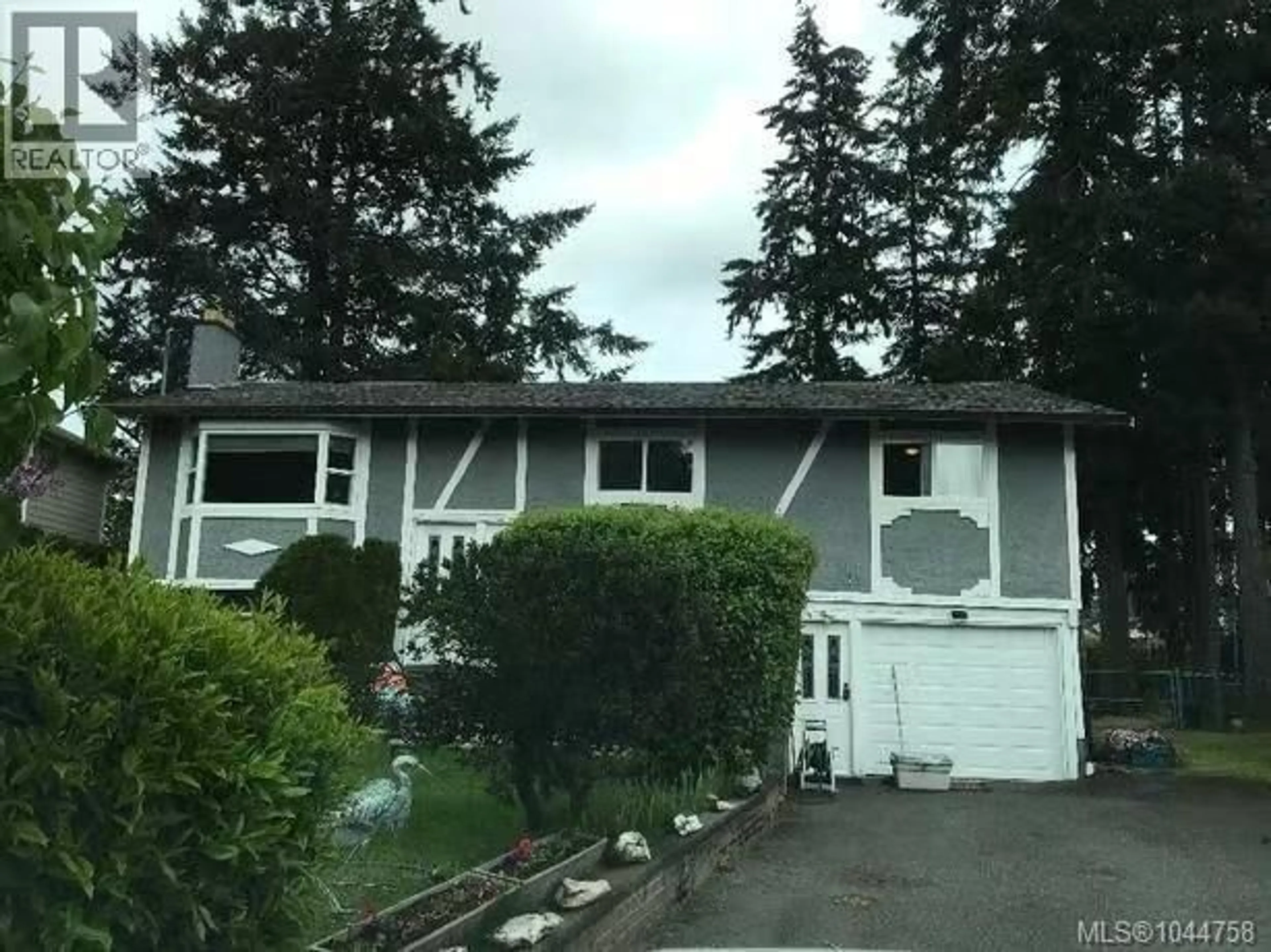 Home with vinyl exterior material, street for 966 HASLAM AVENUE, Langford British Columbia V9B2N2