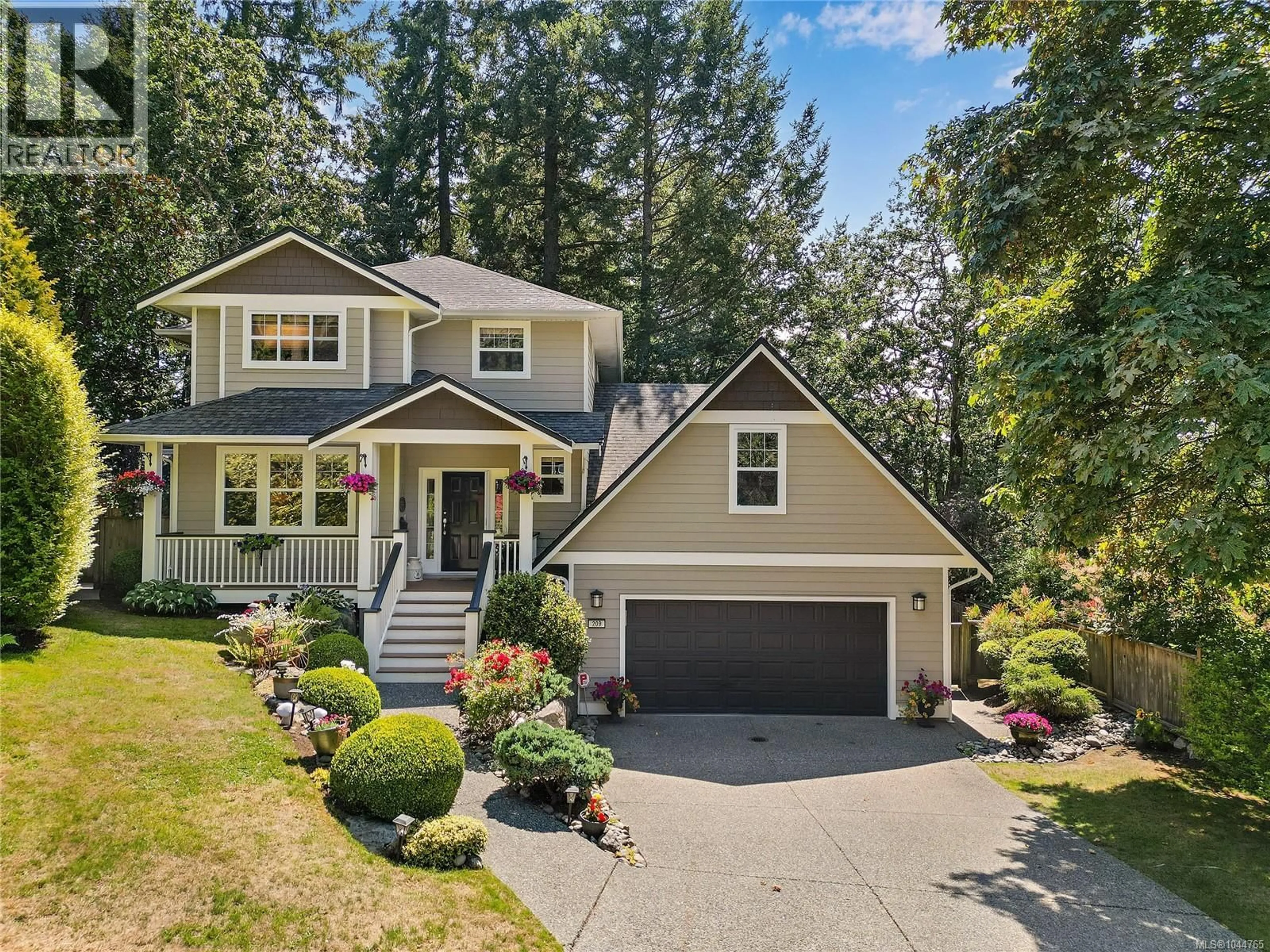Home with vinyl exterior material, unknown for 209 SHADOW RIDGE PLACE, View Royal British Columbia V8Z5C8