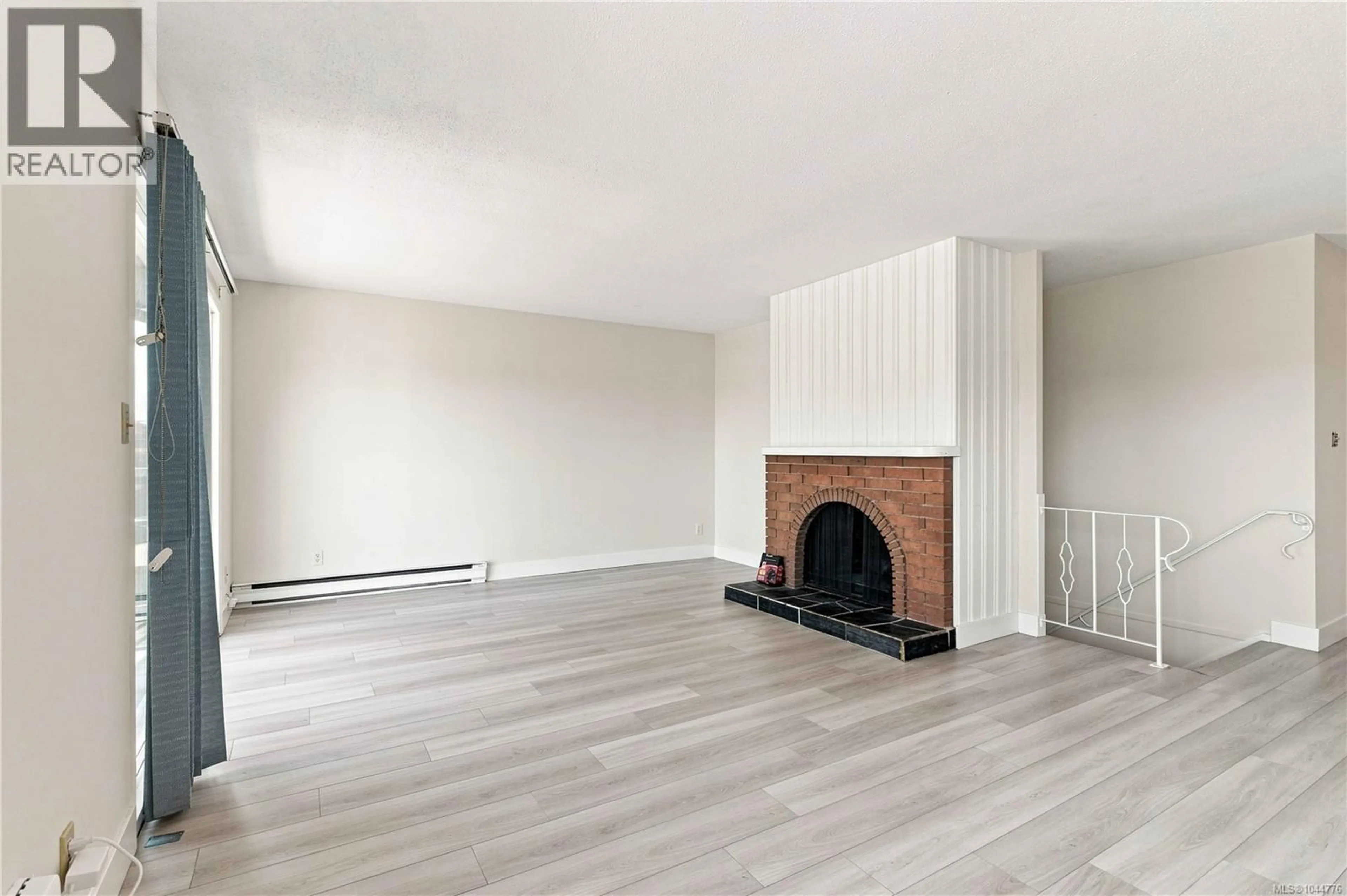 A pic of a room for 2940 CEDAR HILL ROAD, Victoria British Columbia V8T3H9