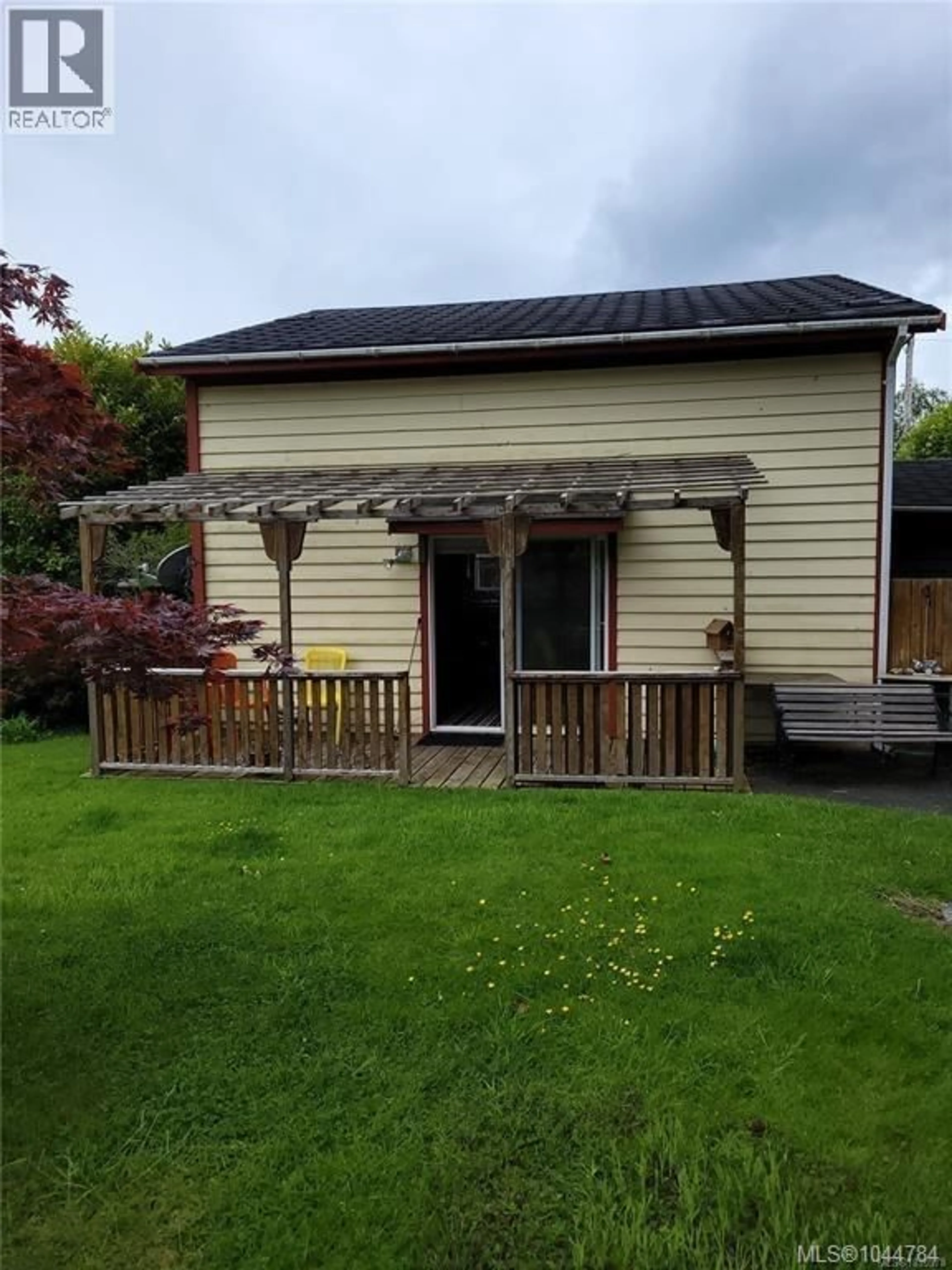 Shed for 179 2ND STREET, Sointula British Columbia V0N3E0