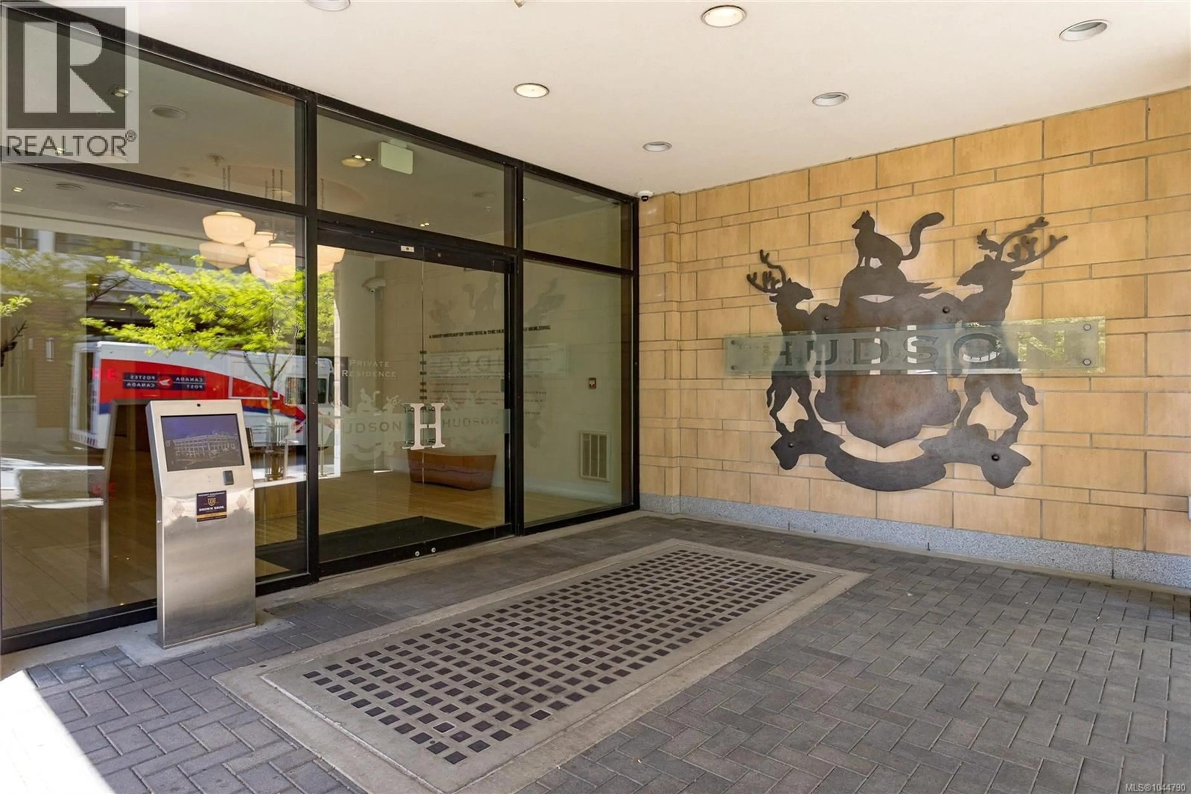Unknown for 339 - 770 FISGARD STREET, Victoria British Columbia V8W0B8